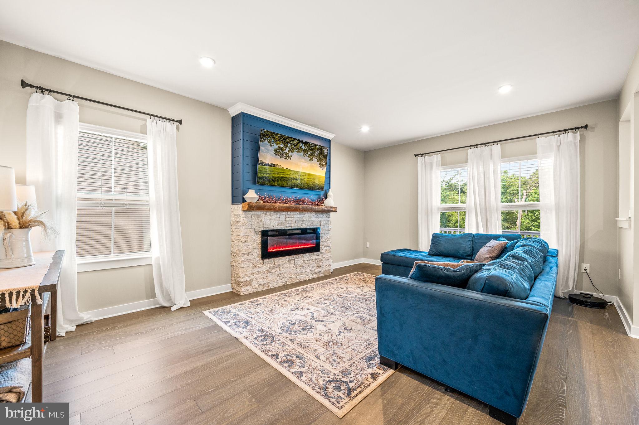 1626 RONAN WAY