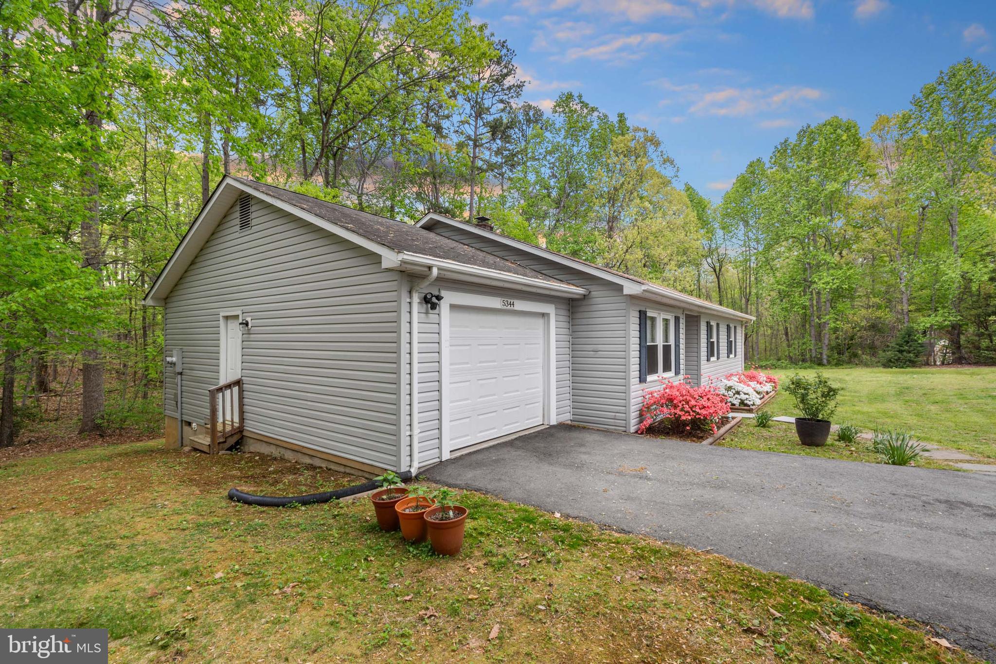 BELLE COIL ESTATES - Residential