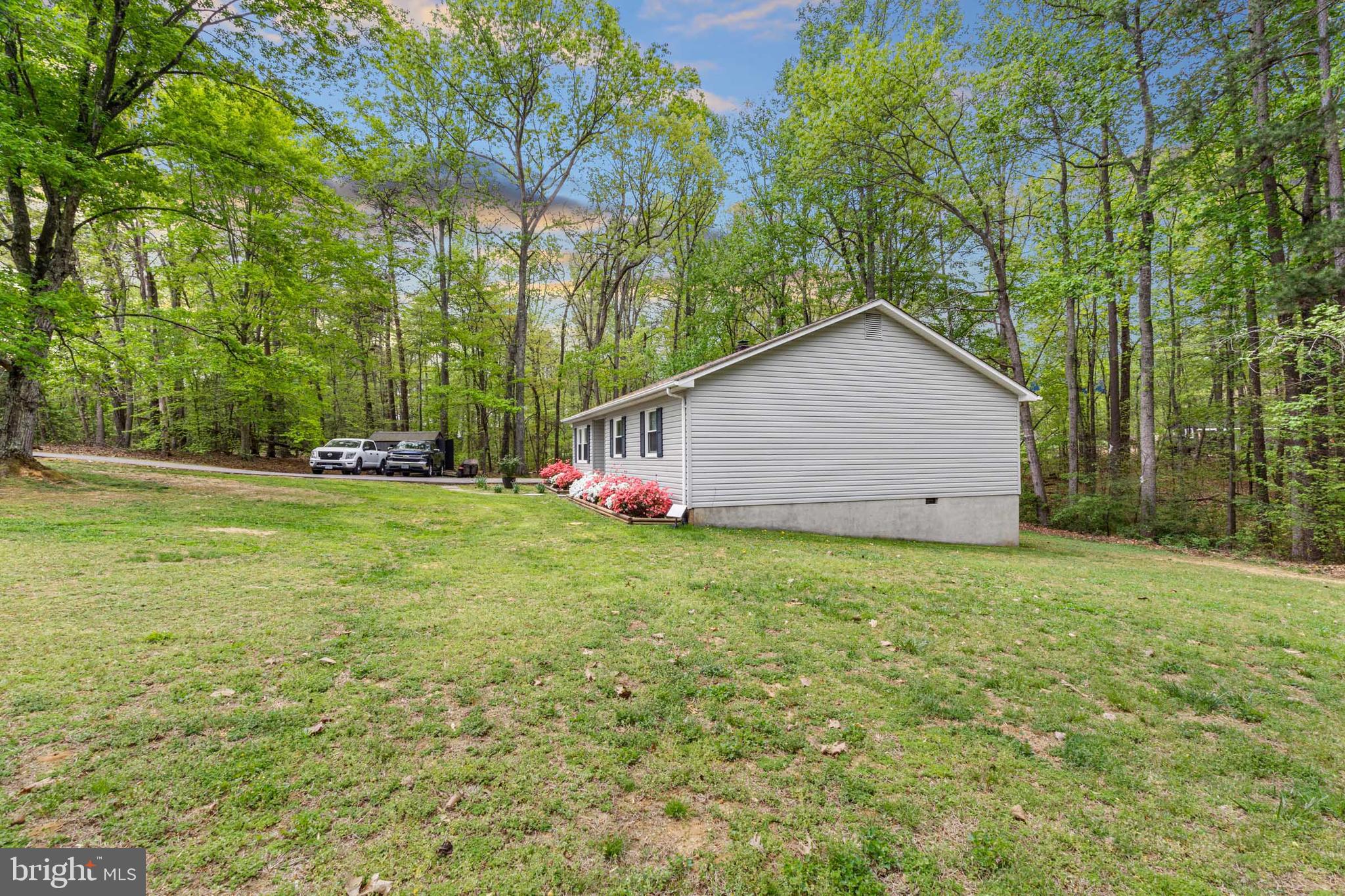 BELLE COIL ESTATES - Residential