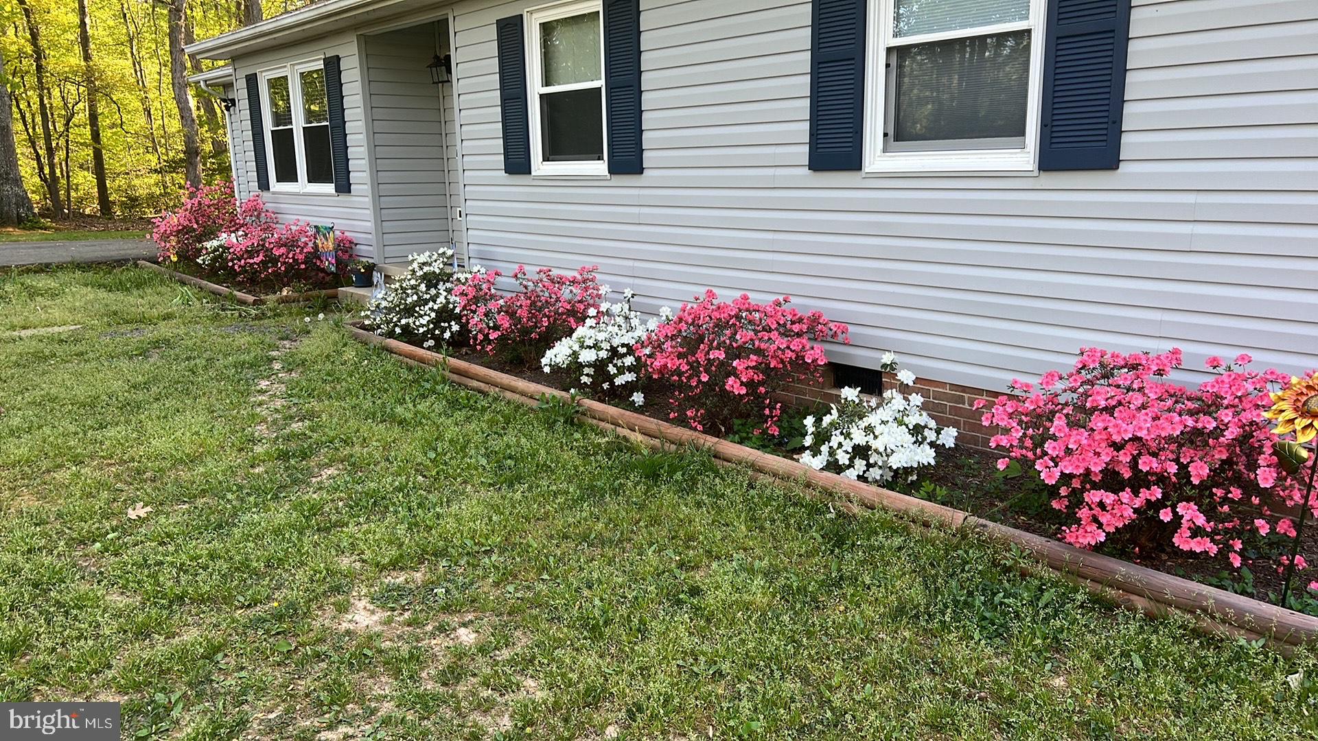 BELLE COIL ESTATES - Residential