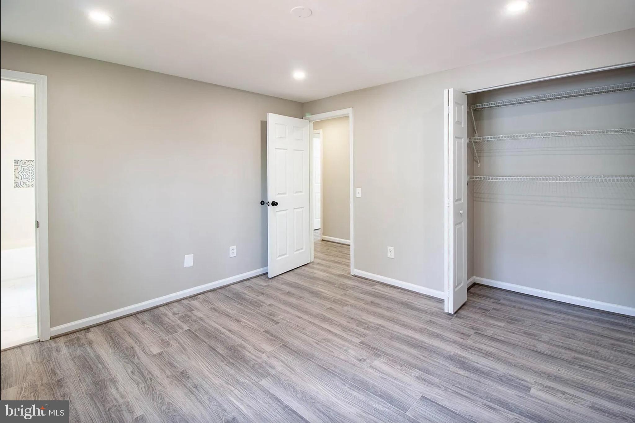 BURKE CENTRE - Residential Lease