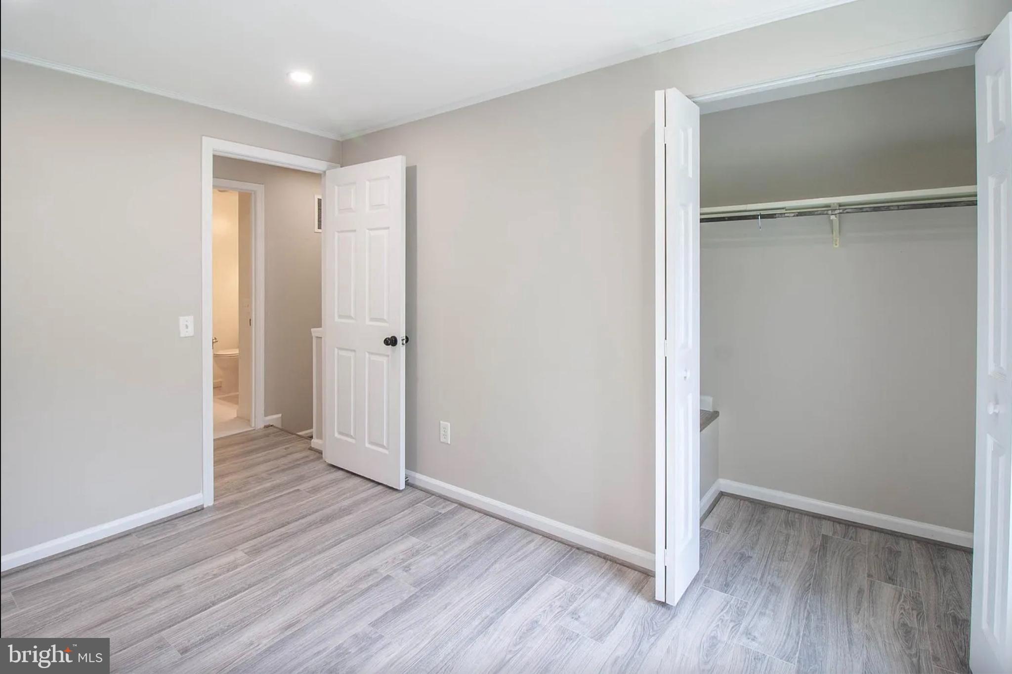 BURKE CENTRE - Residential Lease