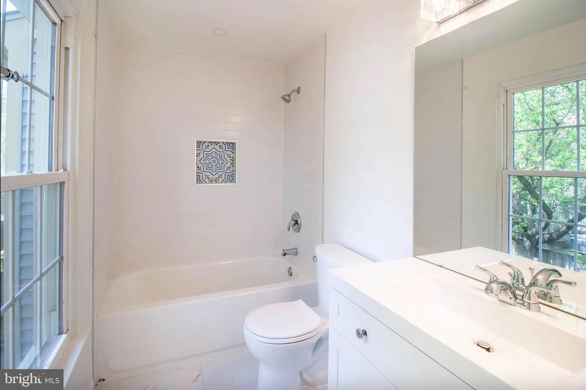 BURKE CENTRE - Residential Lease