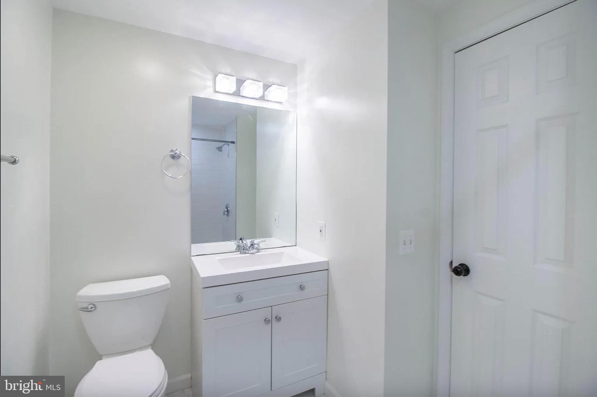 BURKE CENTRE - Residential Lease