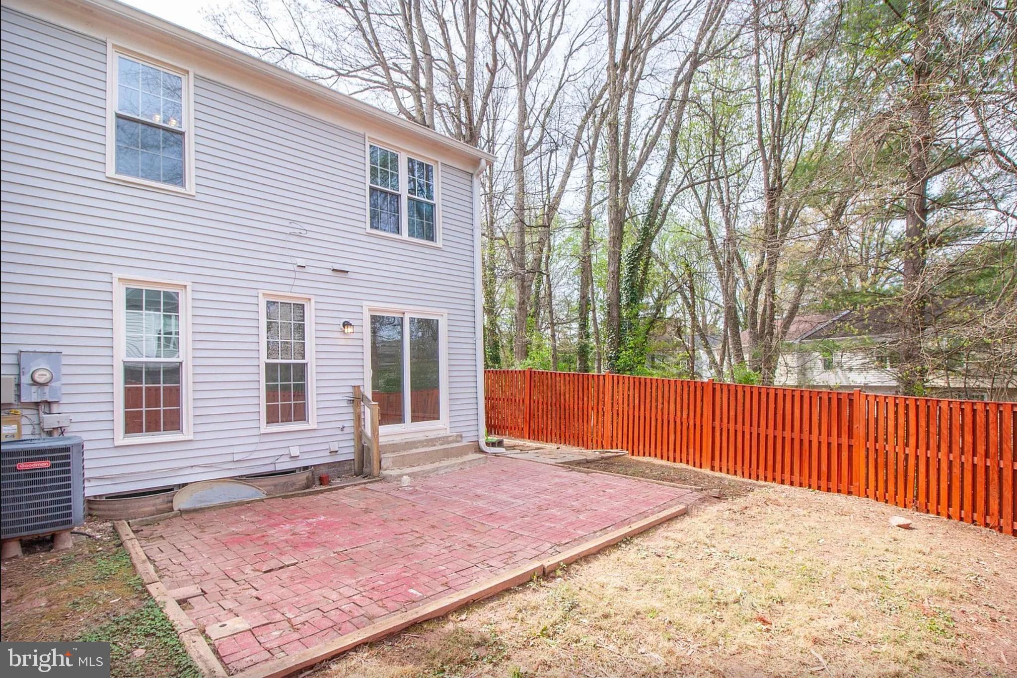 BURKE CENTRE - Residential Lease