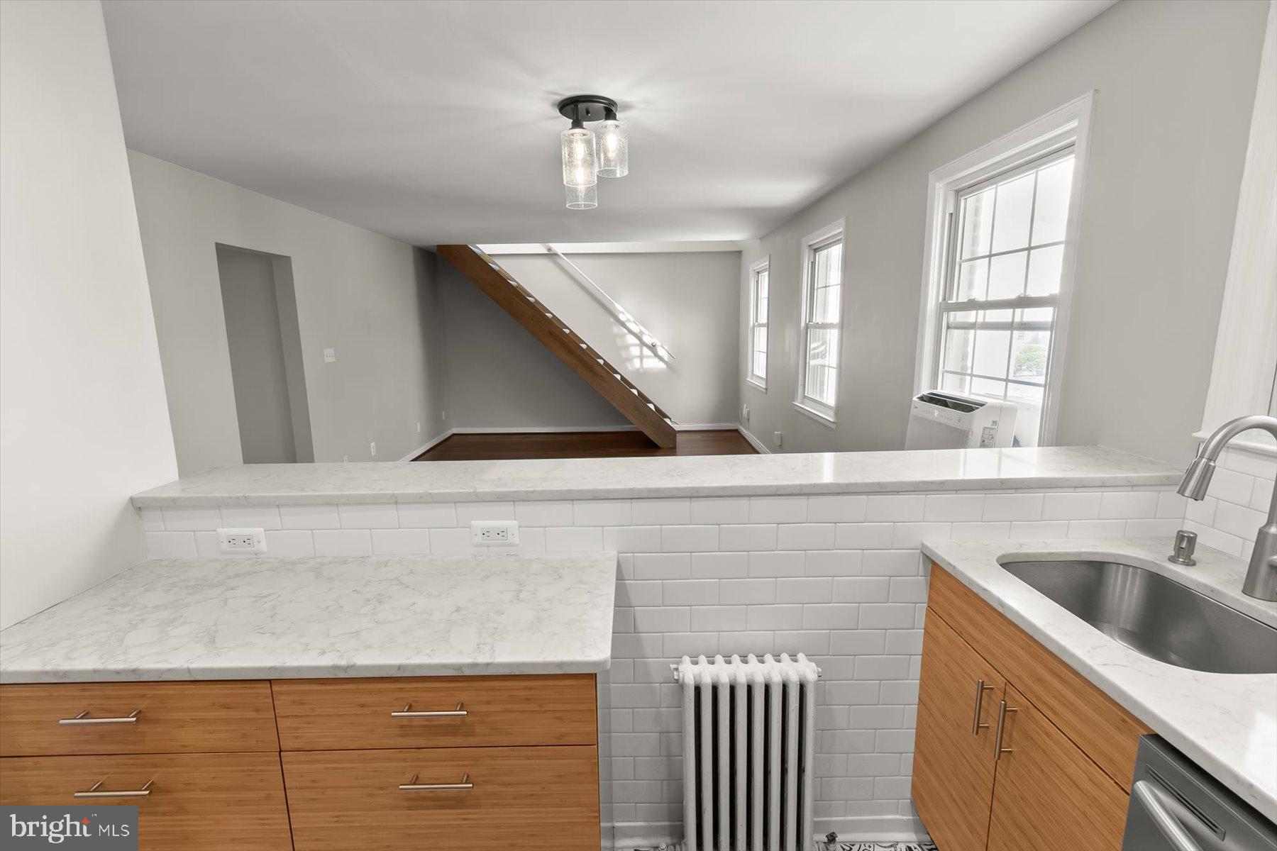 ROCK CREEK VILLAGE CONDOMINIUMS - Residential