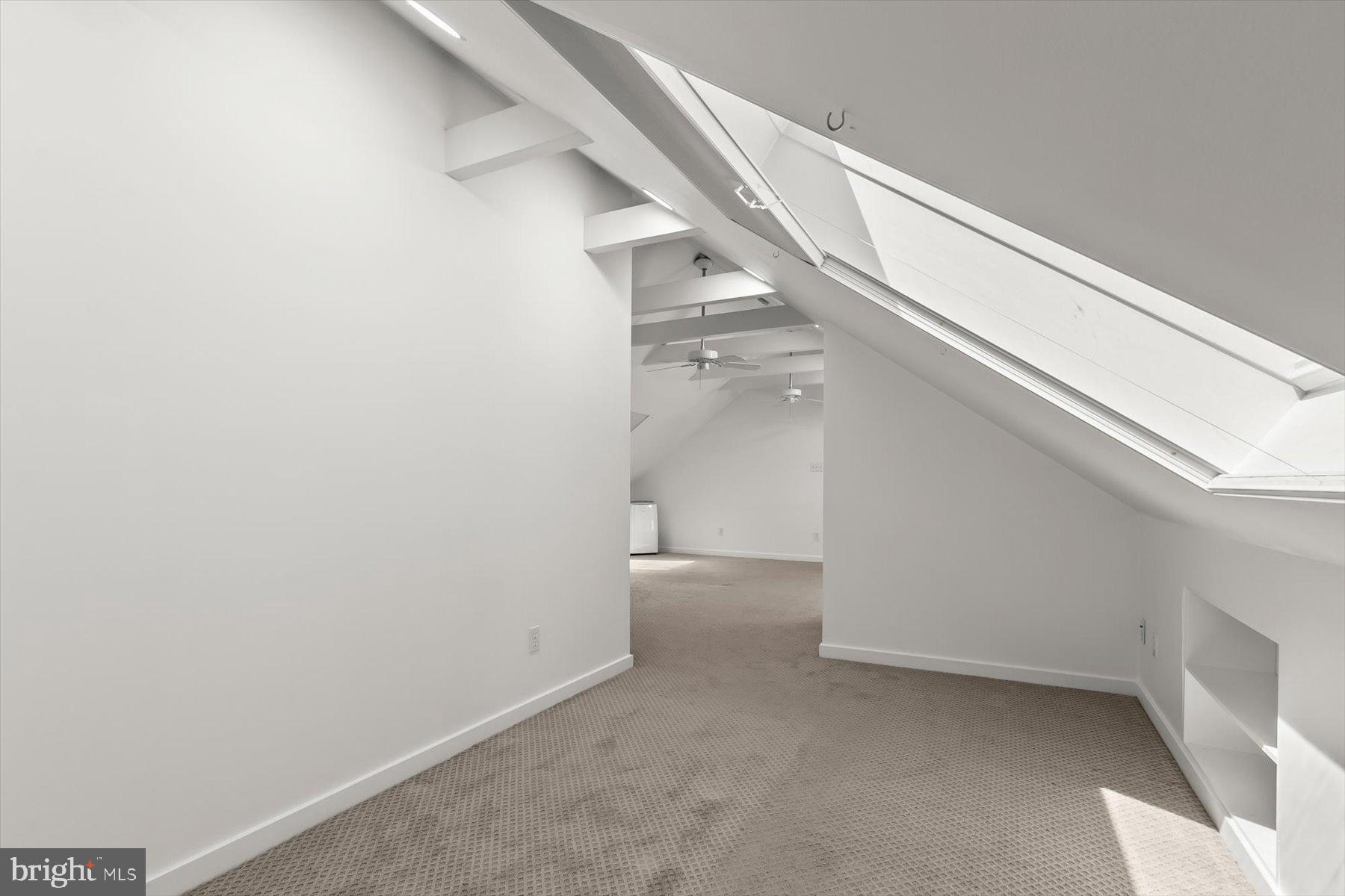 ROCK CREEK VILLAGE CONDOMINIUMS - Residential