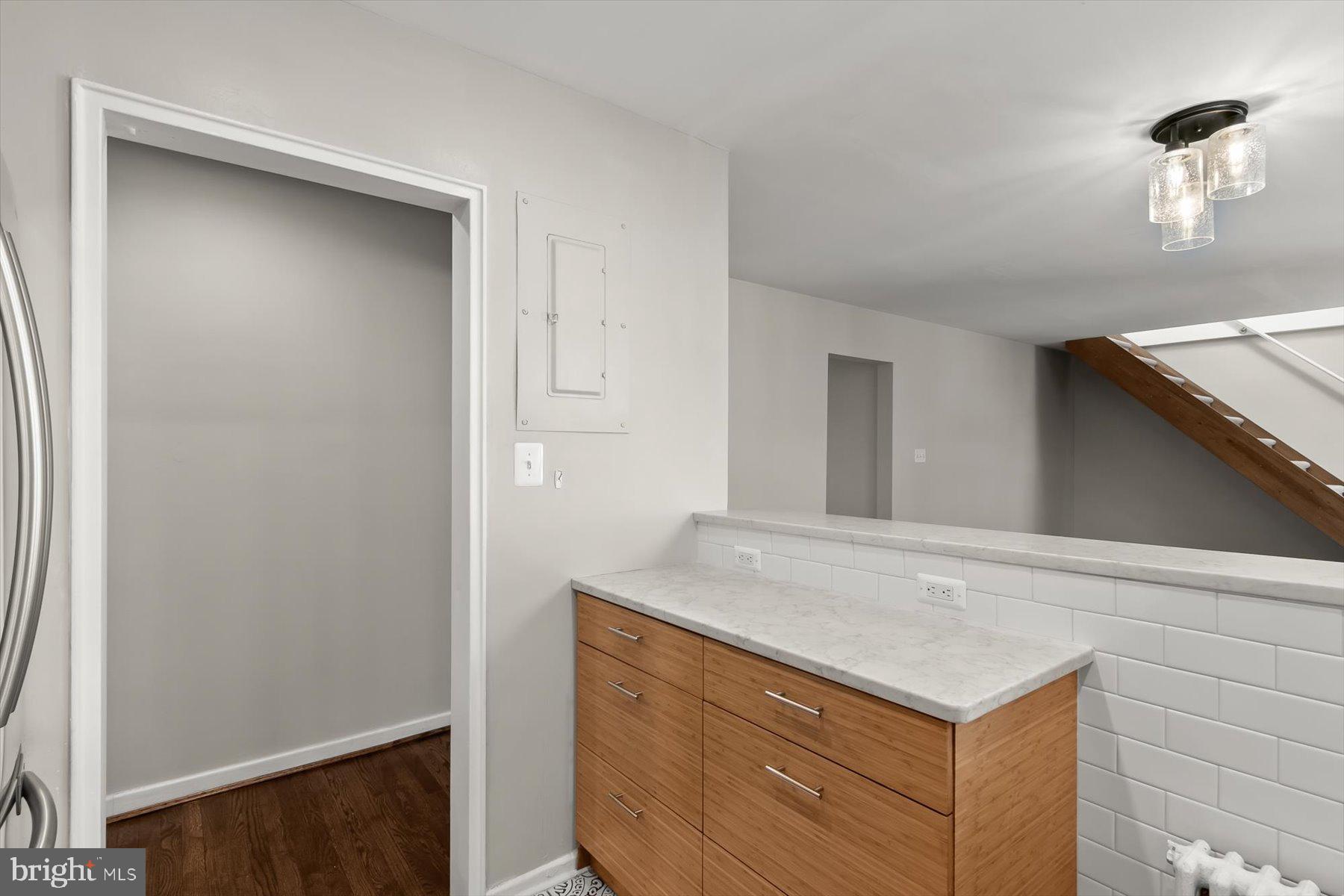 ROCK CREEK VILLAGE CONDOMINIUMS - Residential