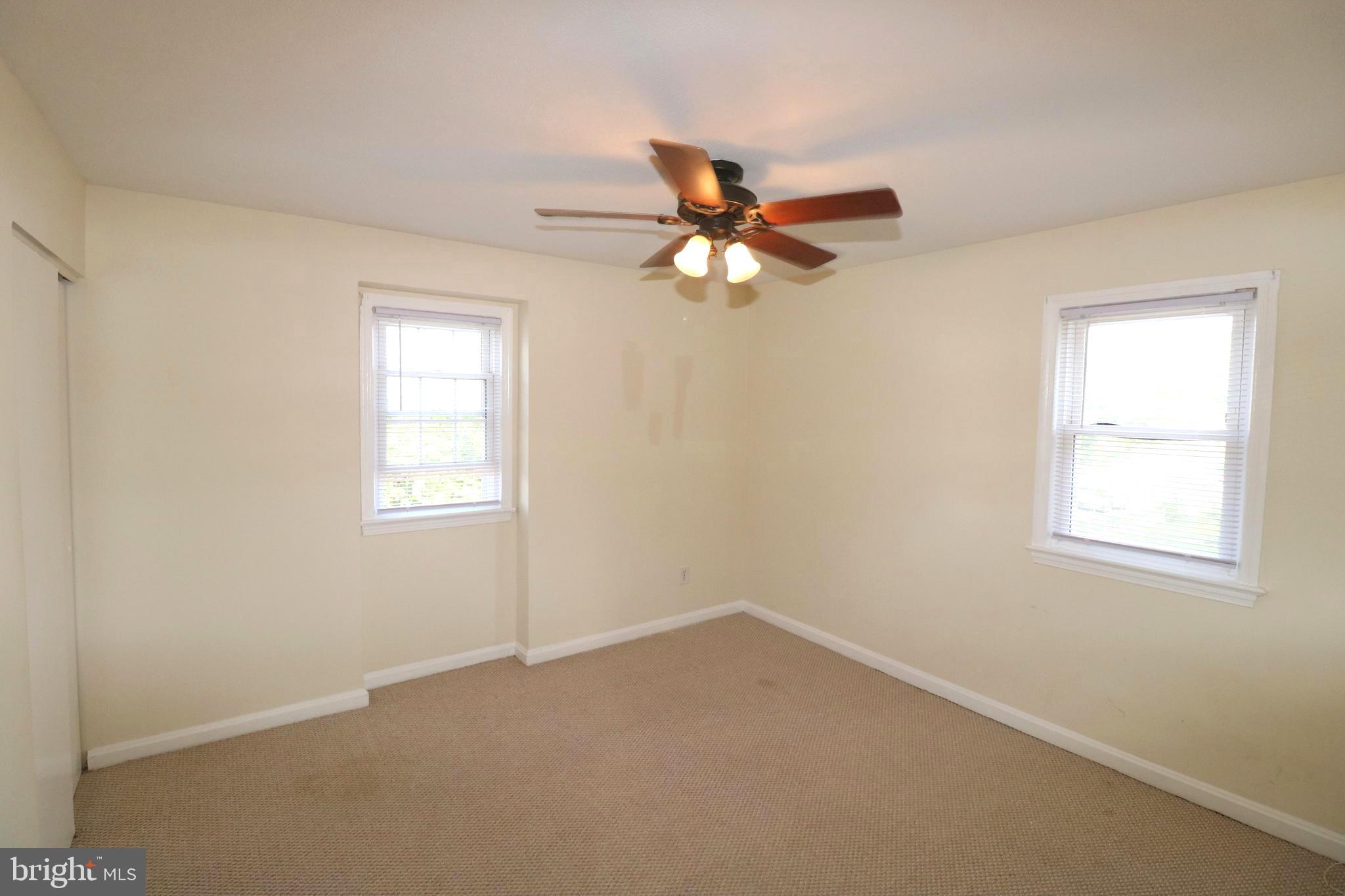 IVERSON MEWS - Residential Lease