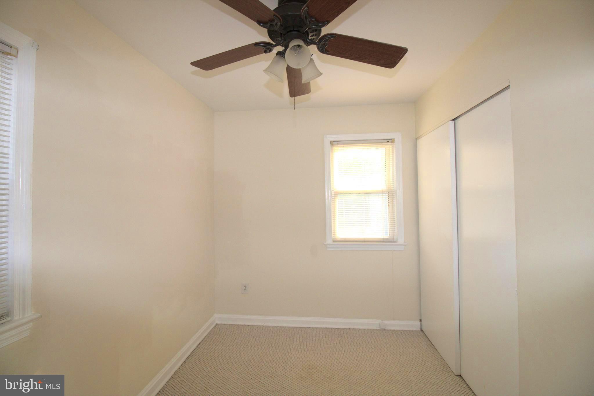 IVERSON MEWS - Residential Lease