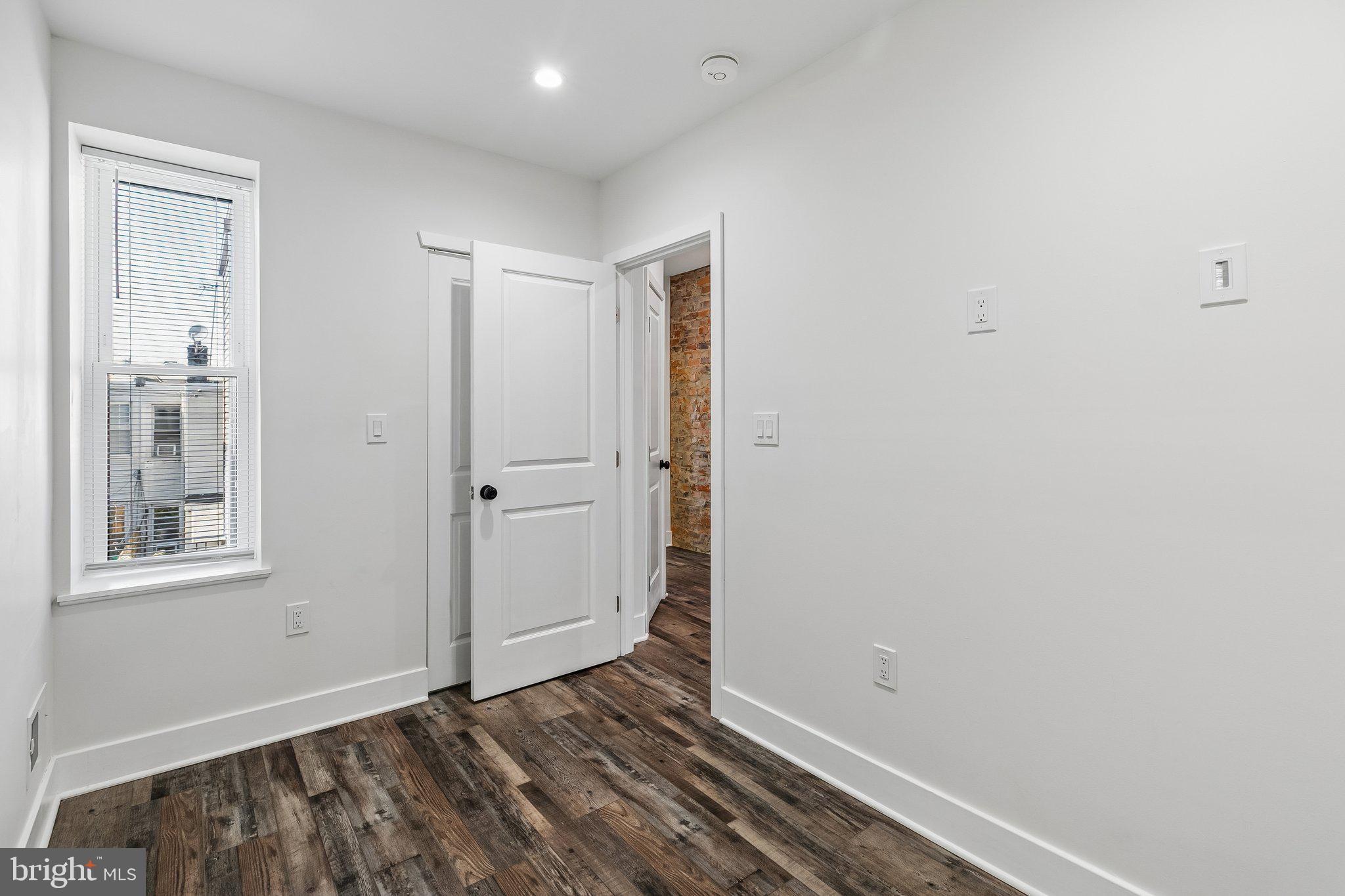 PORT RICHMOND - Residential