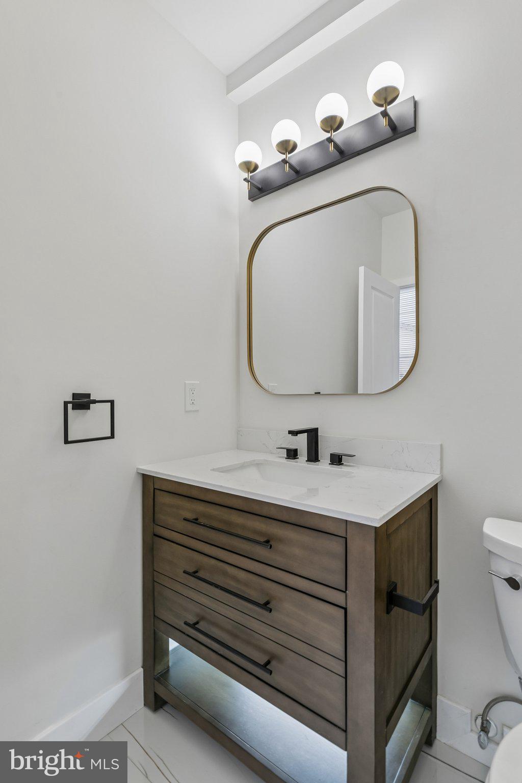 PORT RICHMOND - Residential