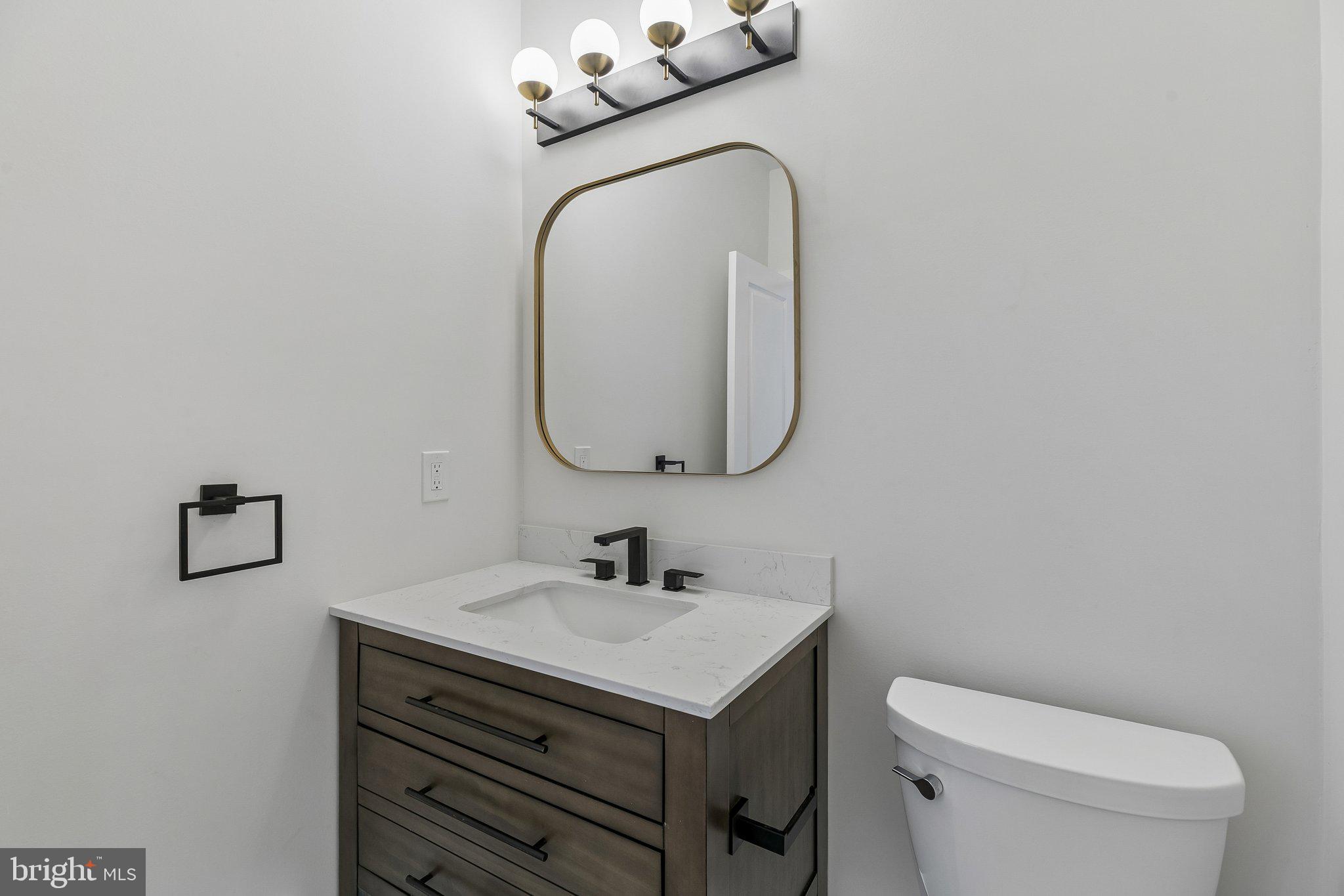PORT RICHMOND - Residential
