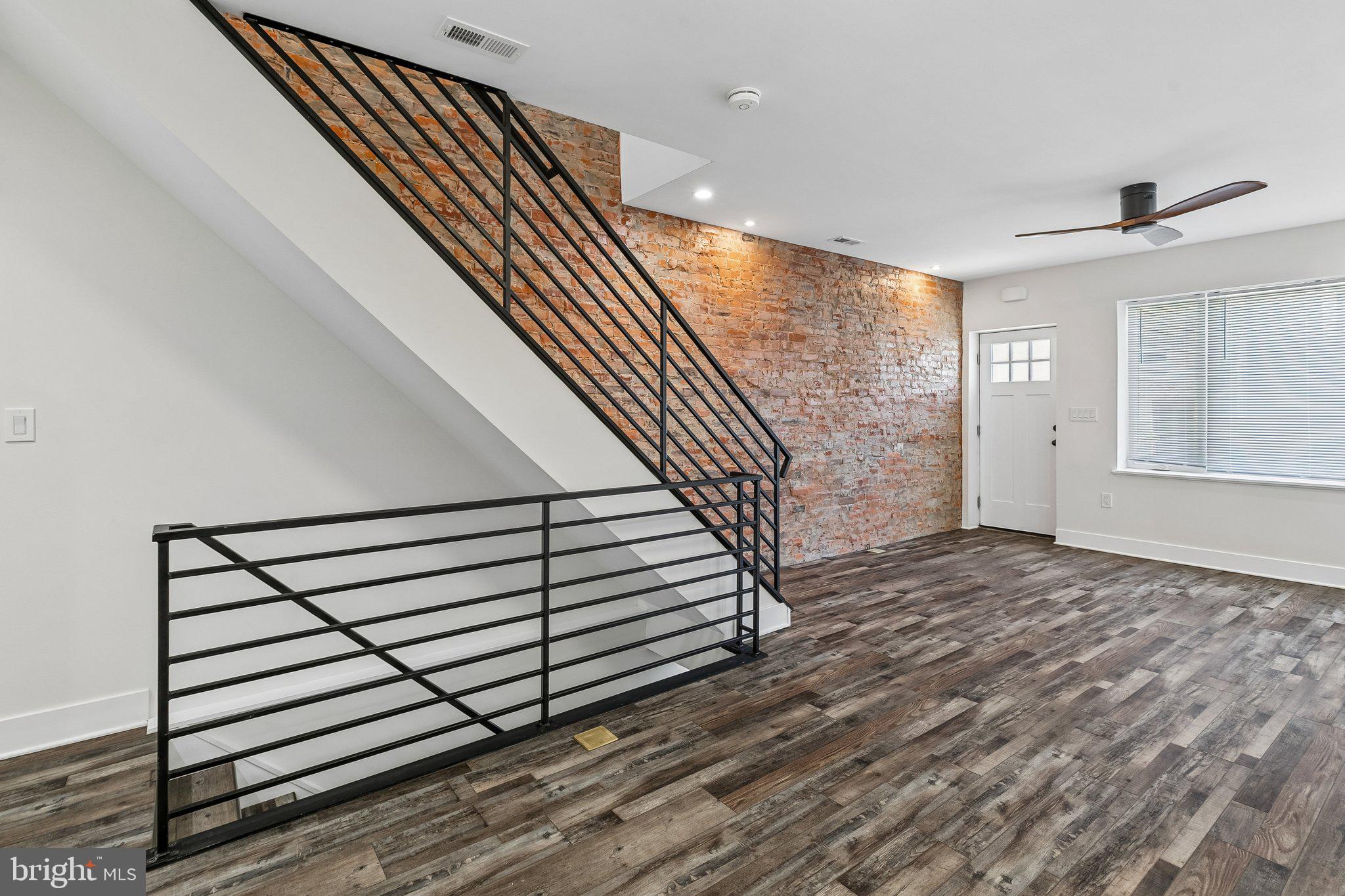 PORT RICHMOND - Residential