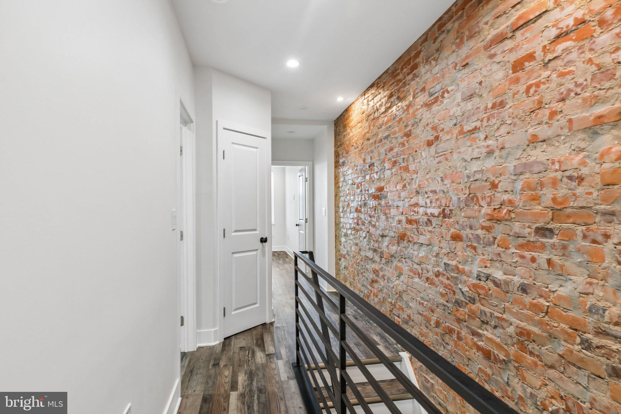 PORT RICHMOND - Residential