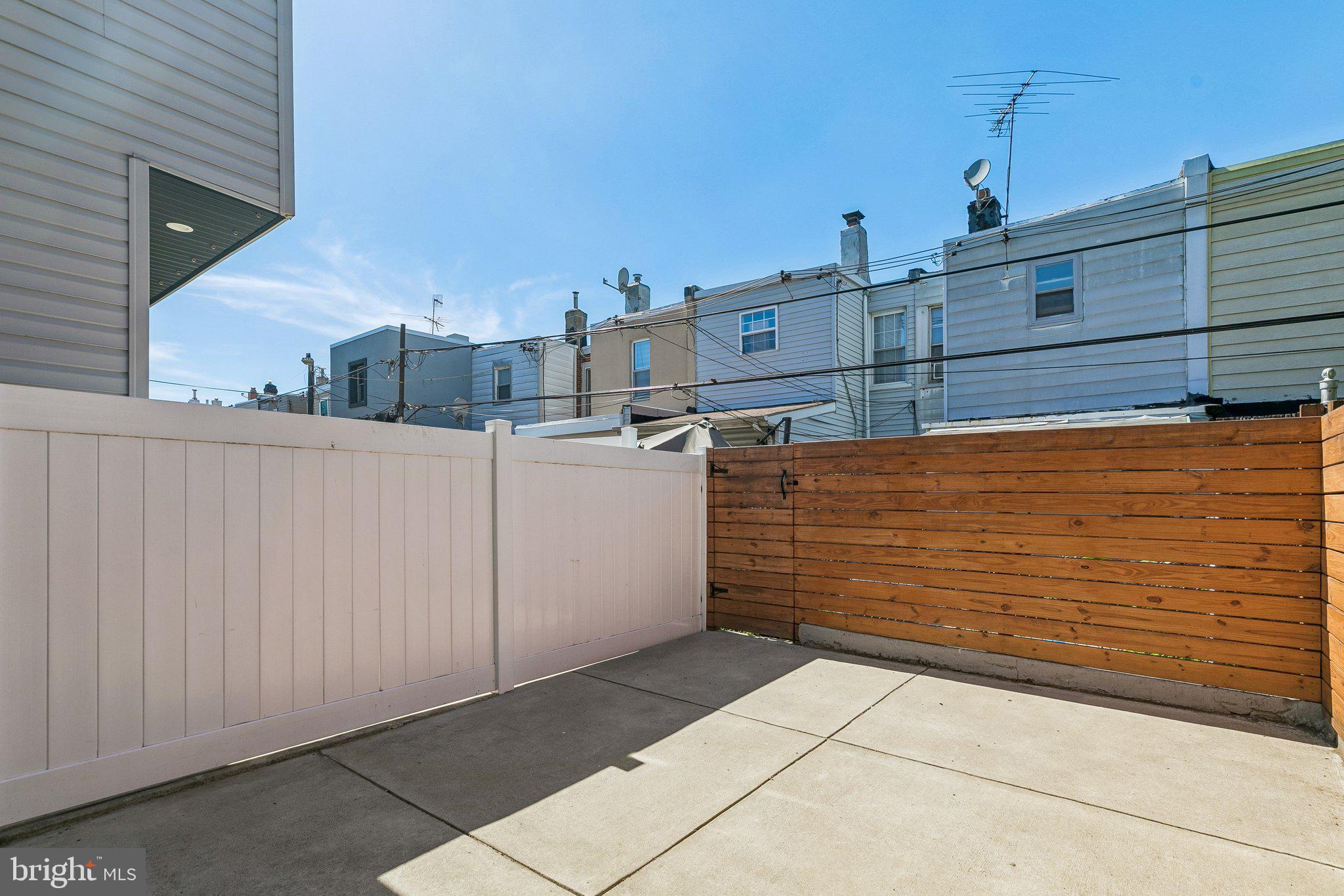 PORT RICHMOND - Residential