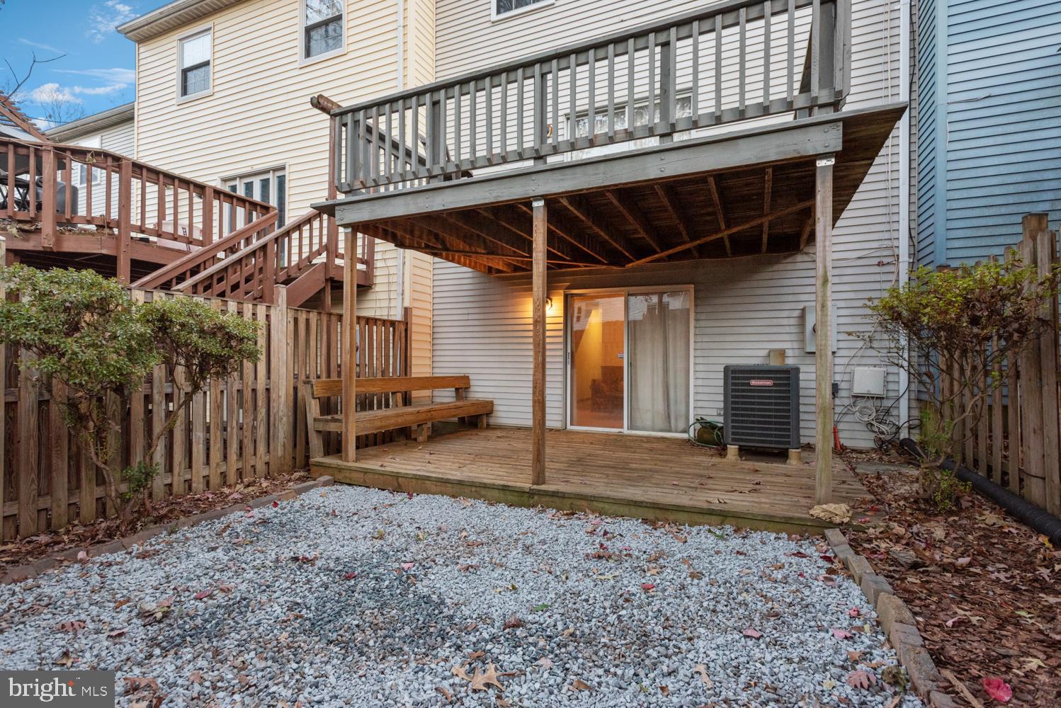 GLEN COVE - Residential