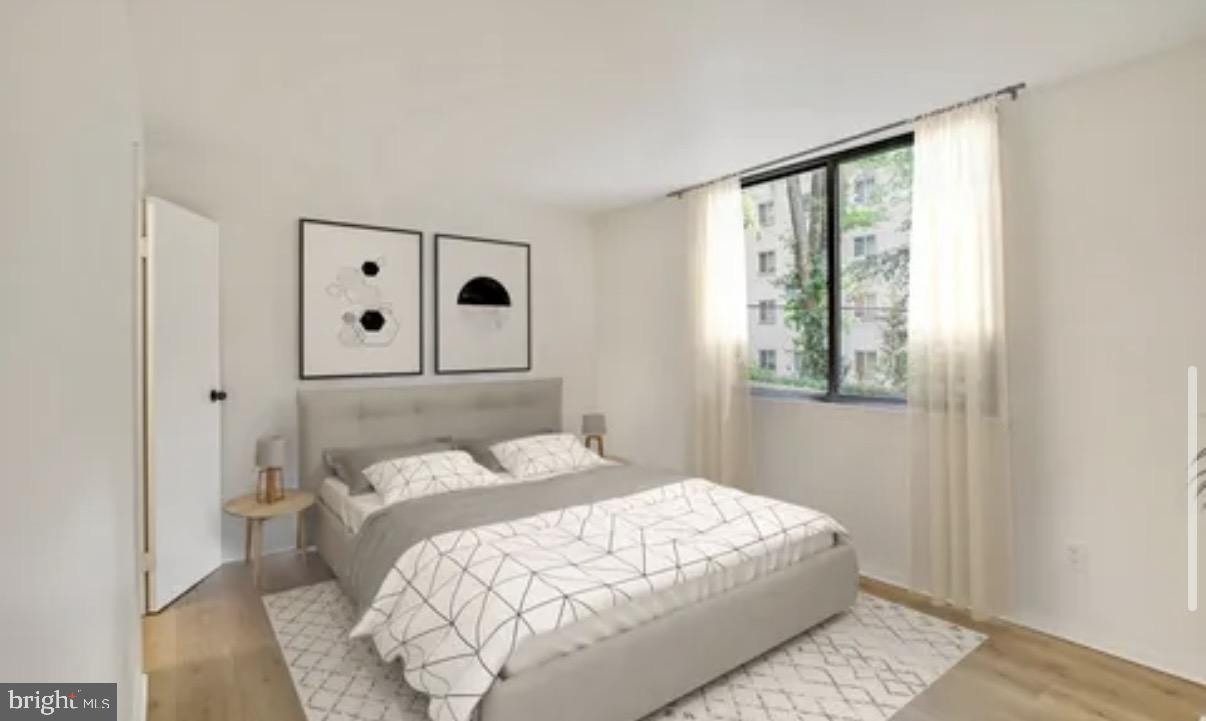 SAXONY SQUARE - Residential