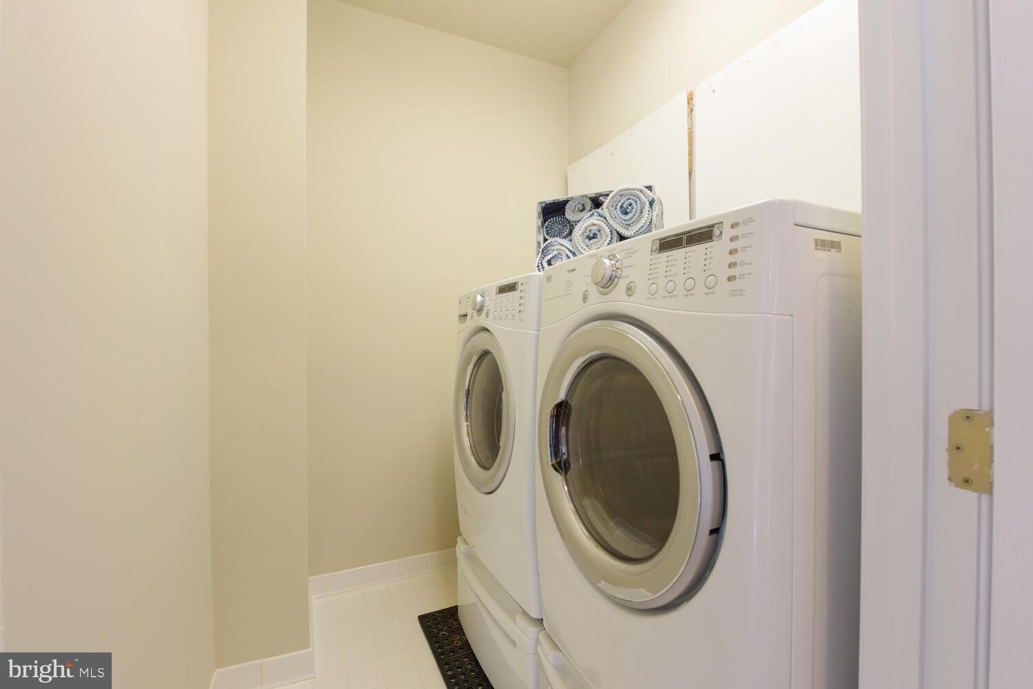 LAMBIANCE OF MCLEAN - Residential