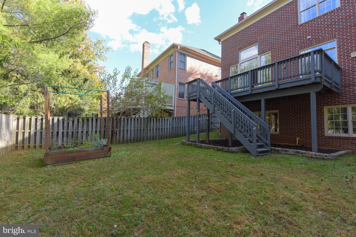 LAMBIANCE OF MCLEAN - Residential