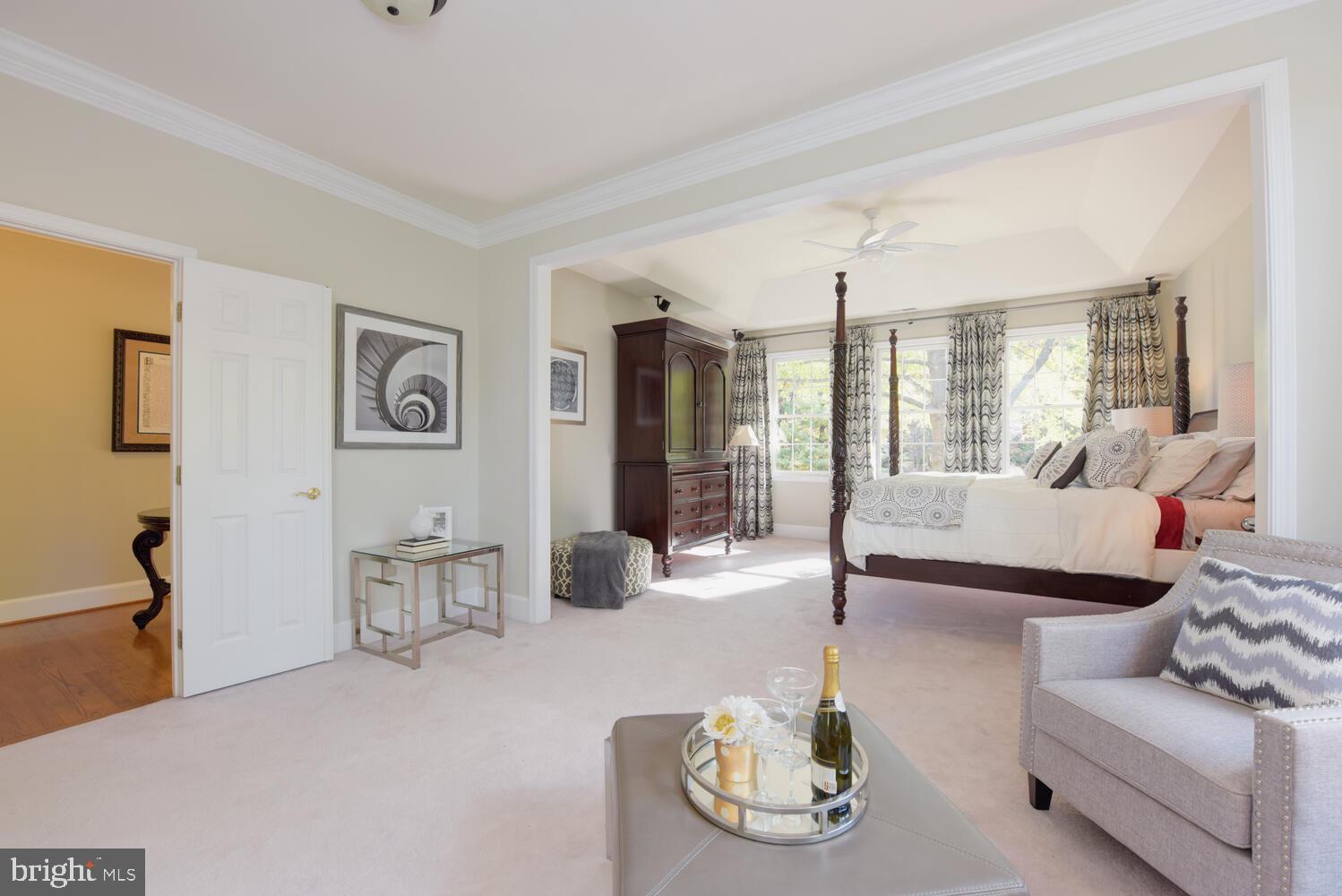 LAMBIANCE OF MCLEAN - Residential