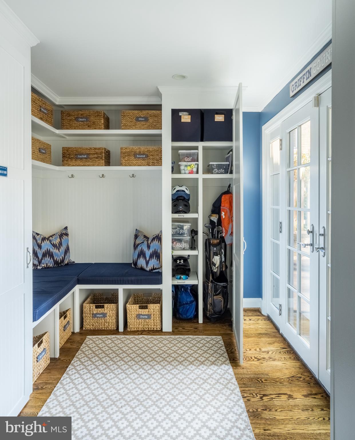 WOODACRES - Residential