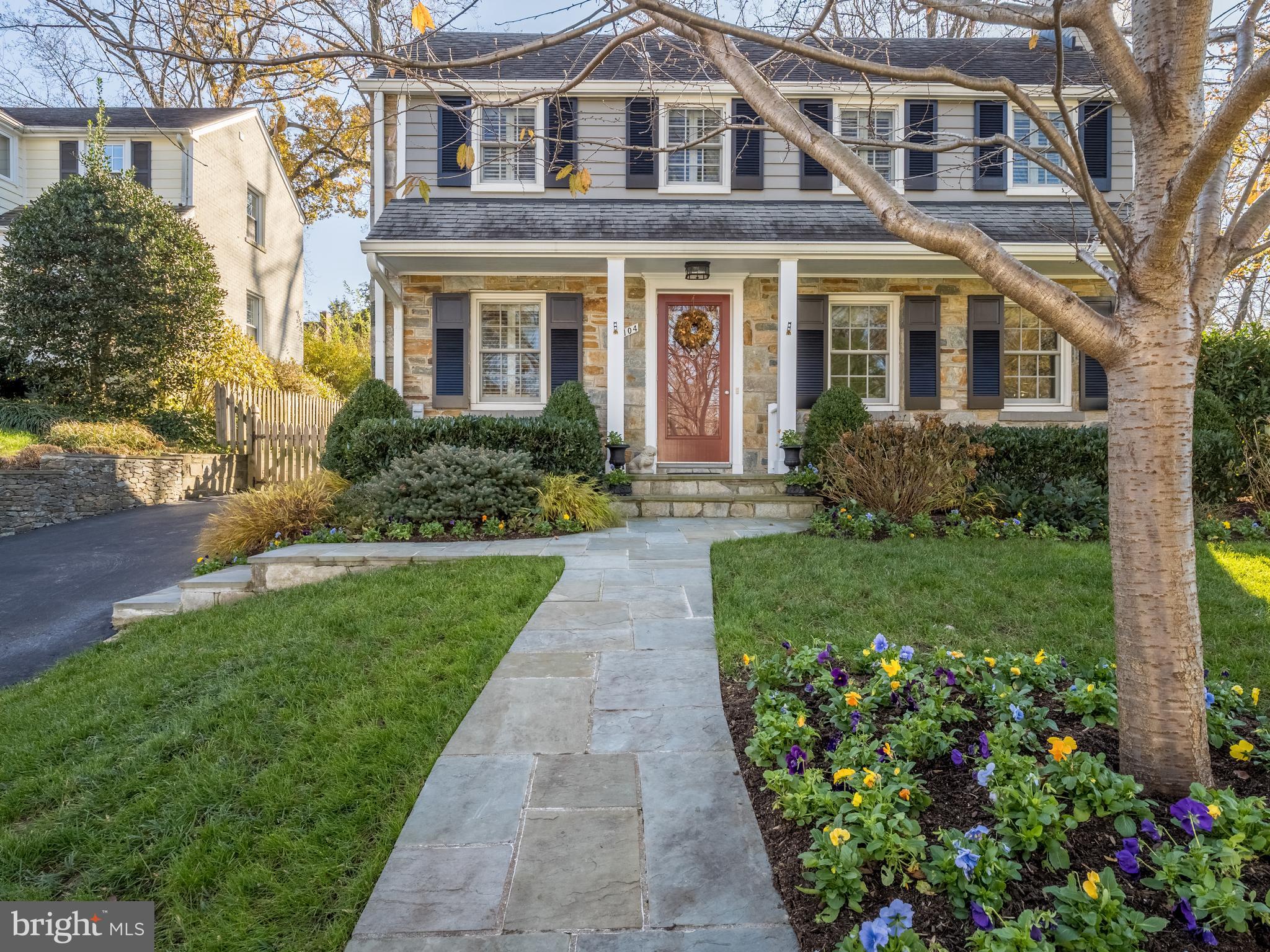 WOODACRES - Residential