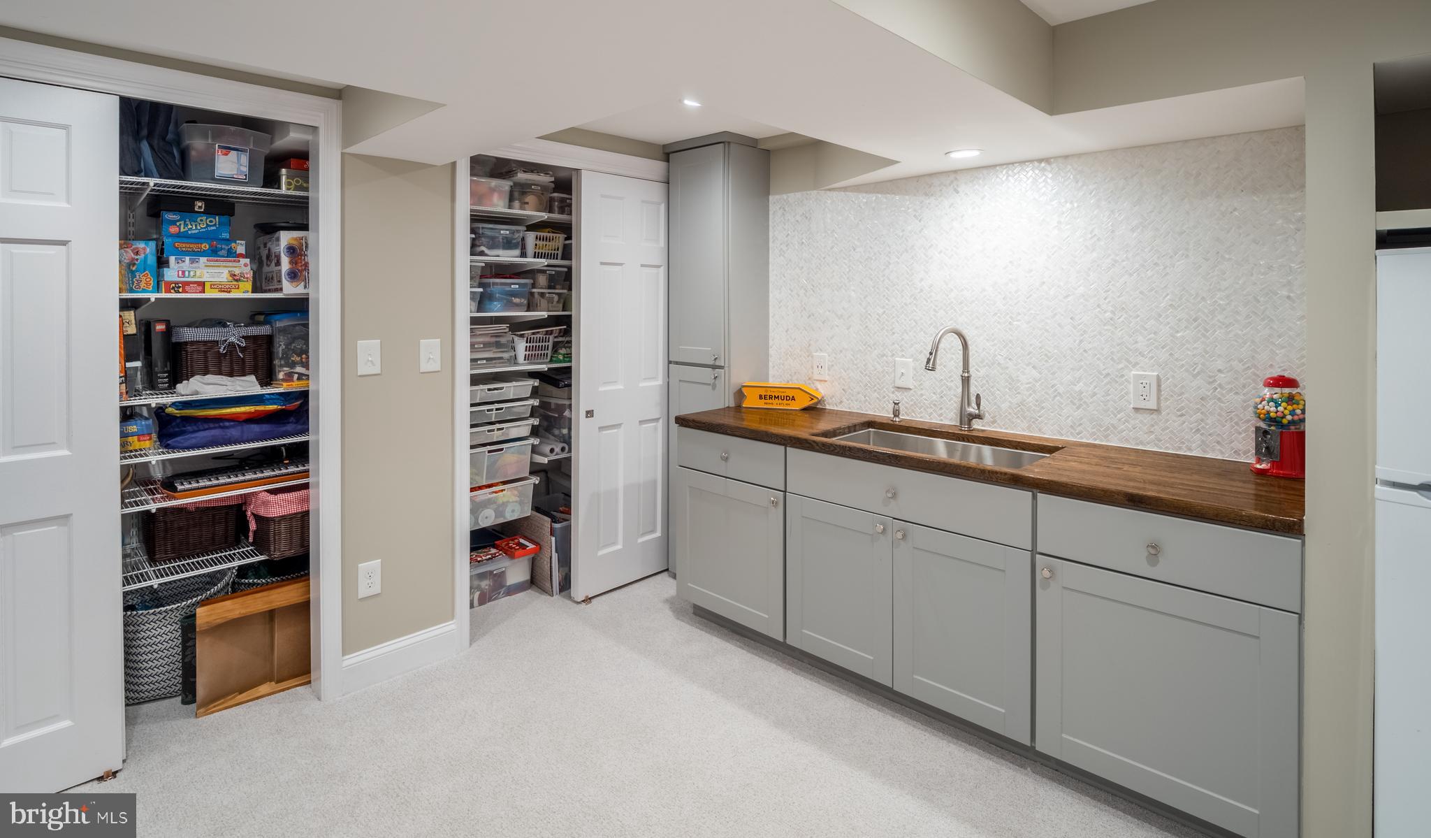 WOODACRES - Residential