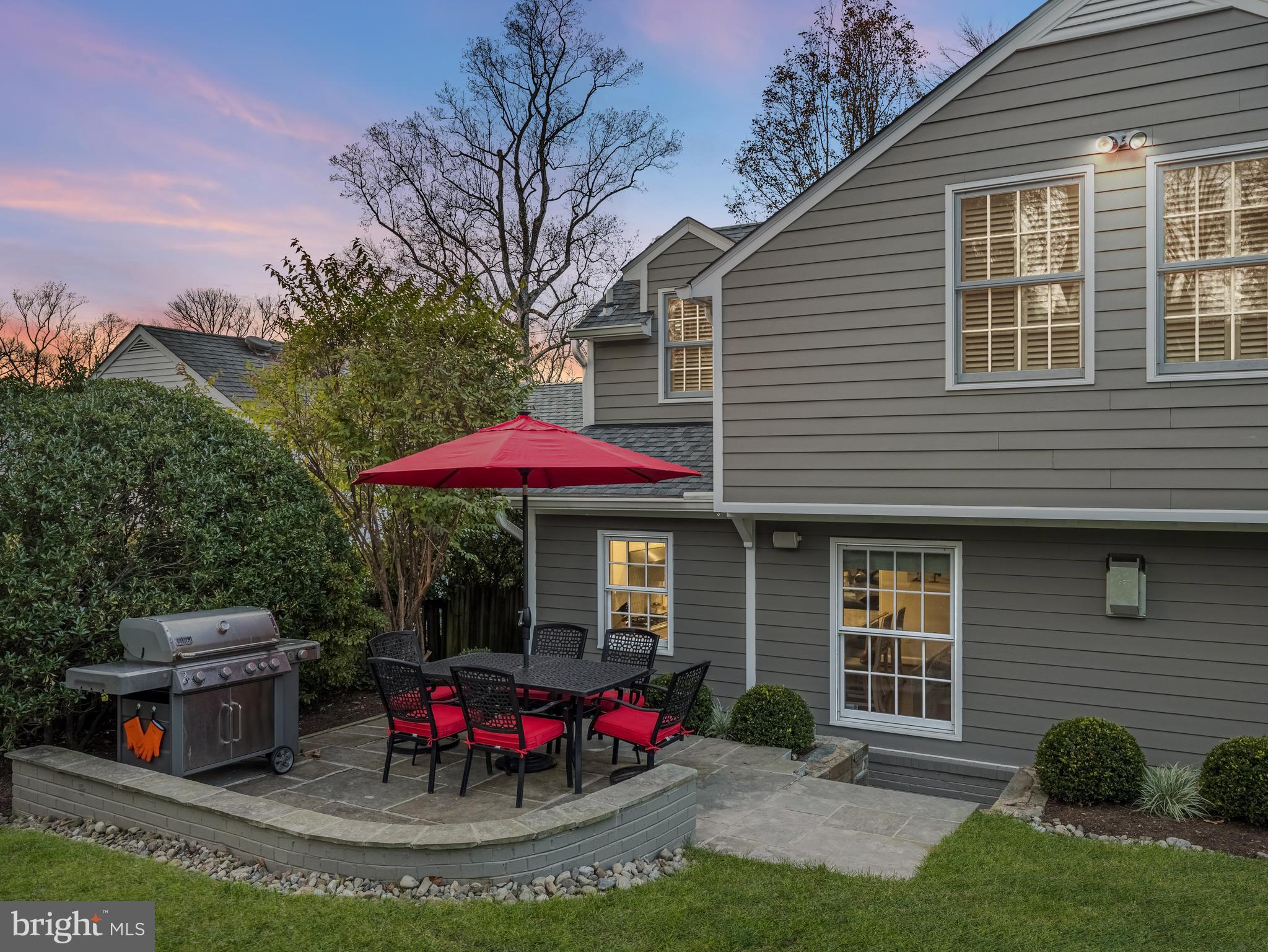 WOODACRES - Residential