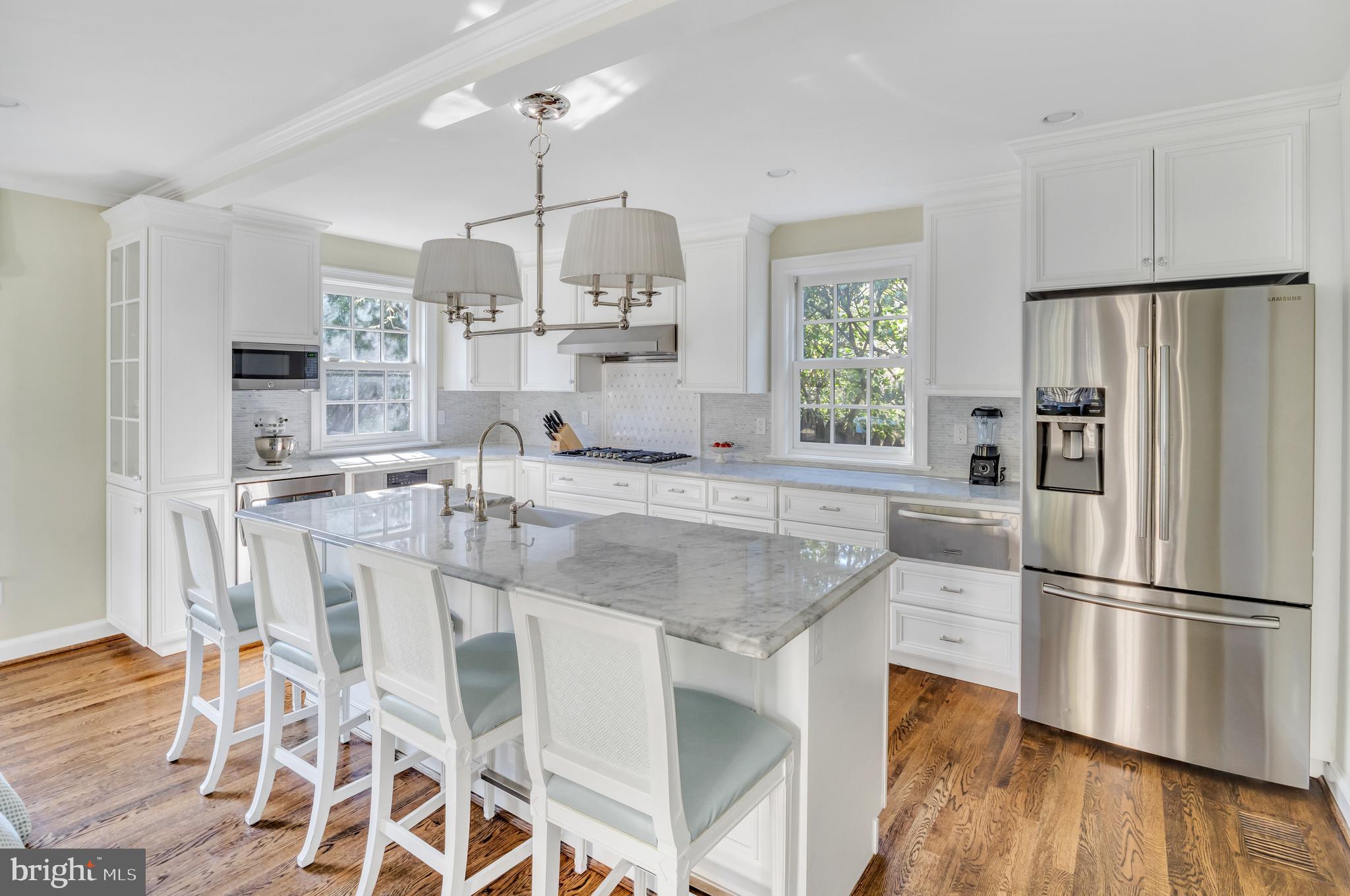 WOODACRES - Residential