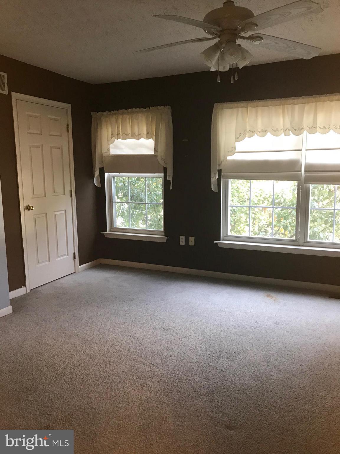 ELKTON - Residential Lease