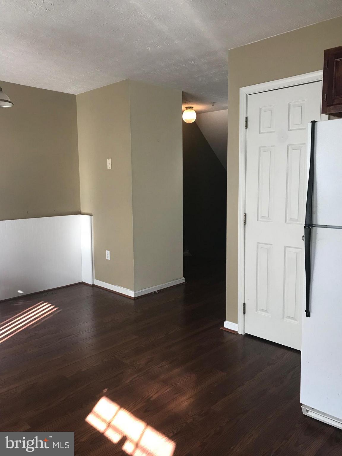 ELKTON - Residential Lease