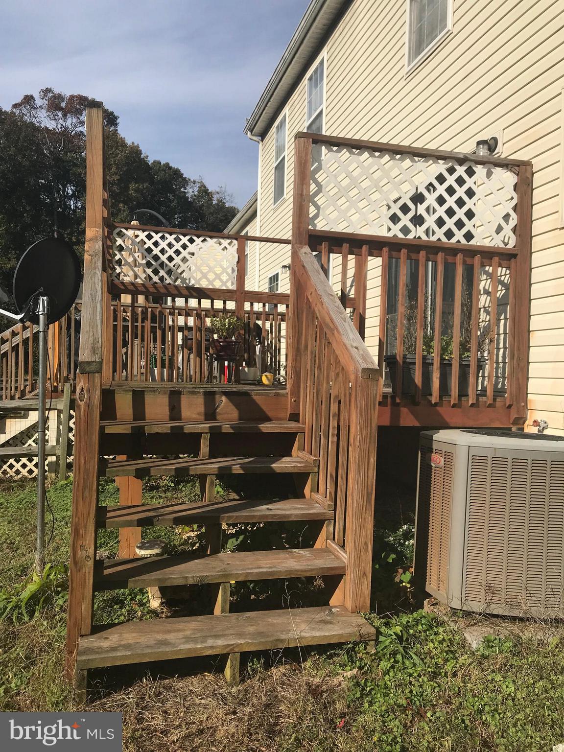 ELKTON - Residential Lease