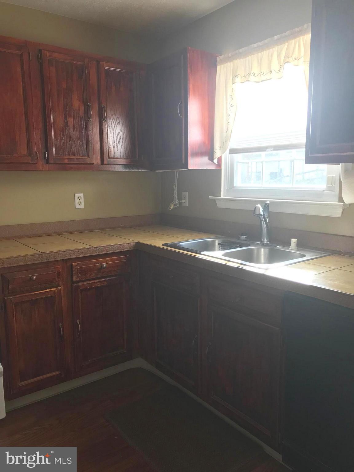 ELKTON - Residential Lease