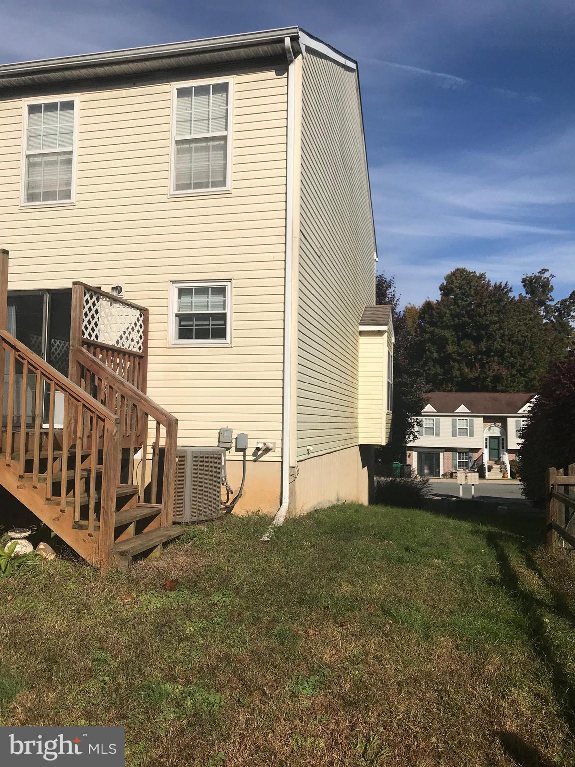 ELKTON - Residential Lease