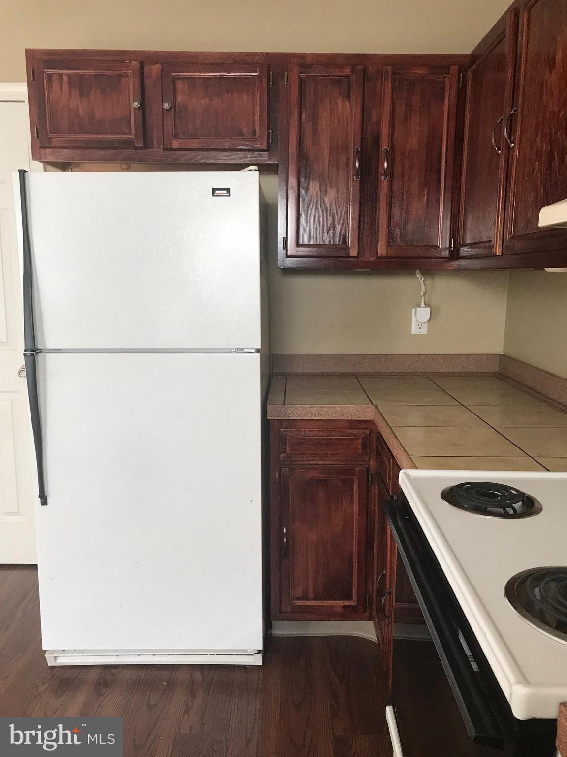 ELKTON - Residential Lease