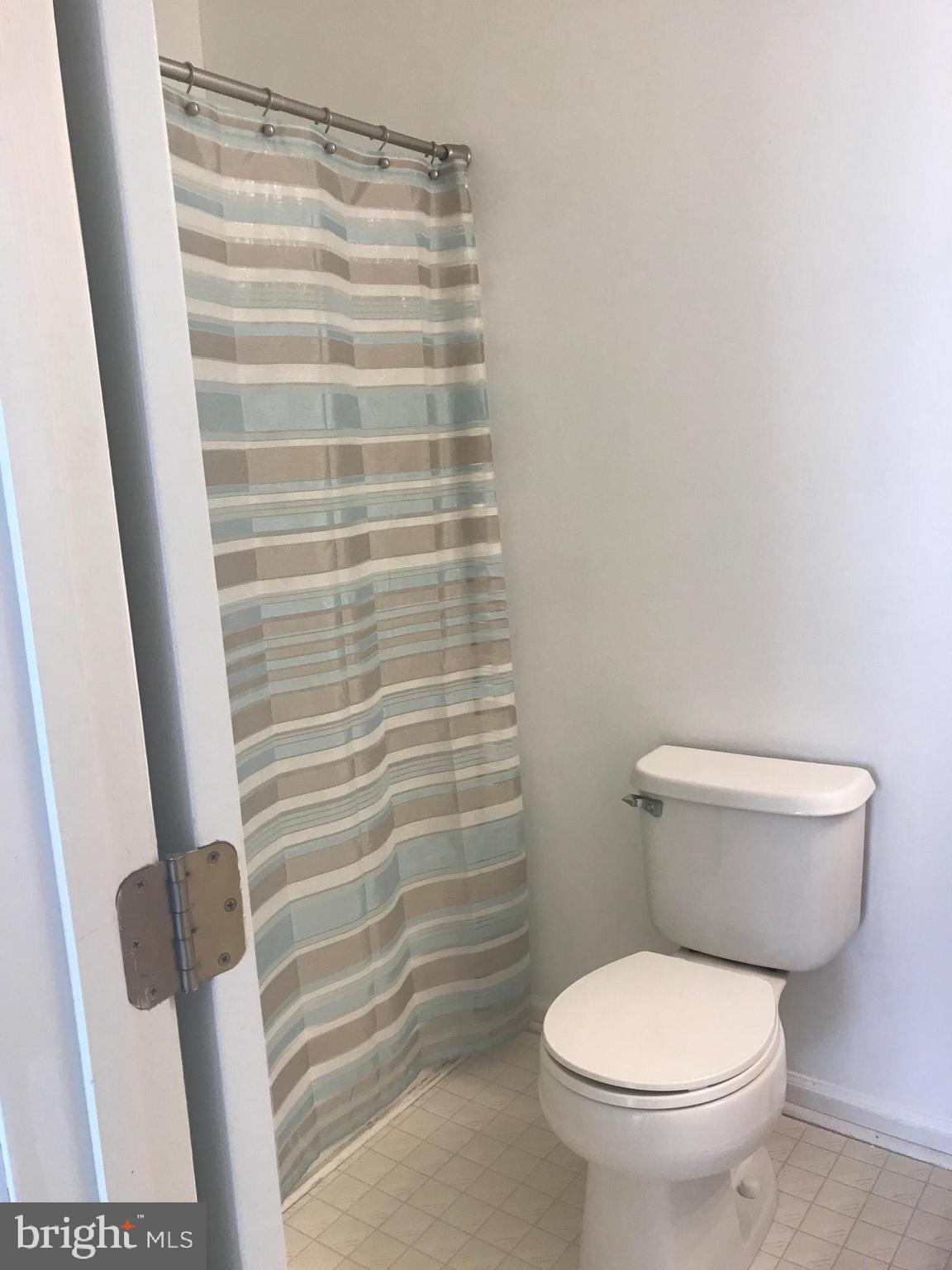 ELKTON - Residential Lease