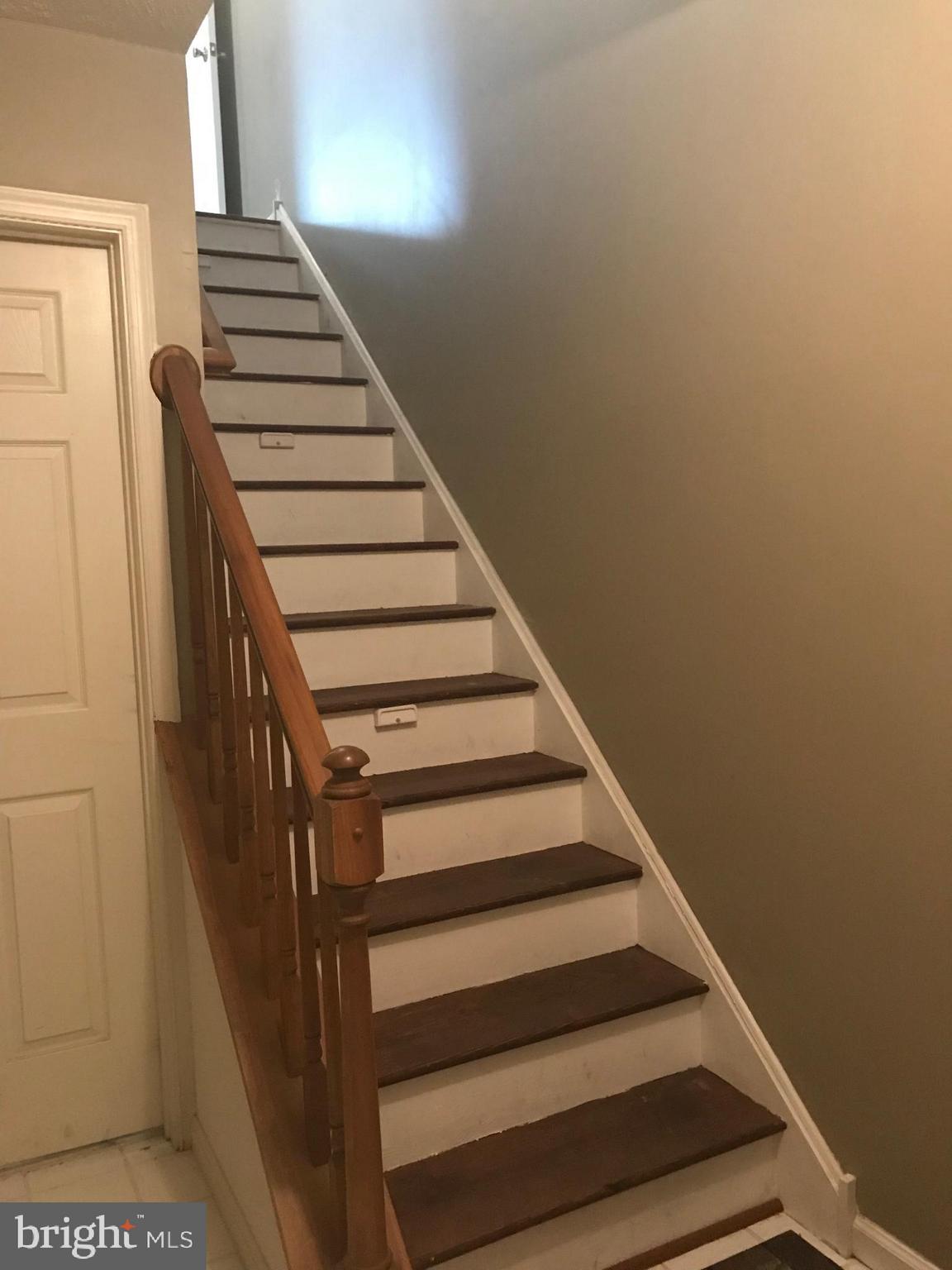 ELKTON - Residential Lease