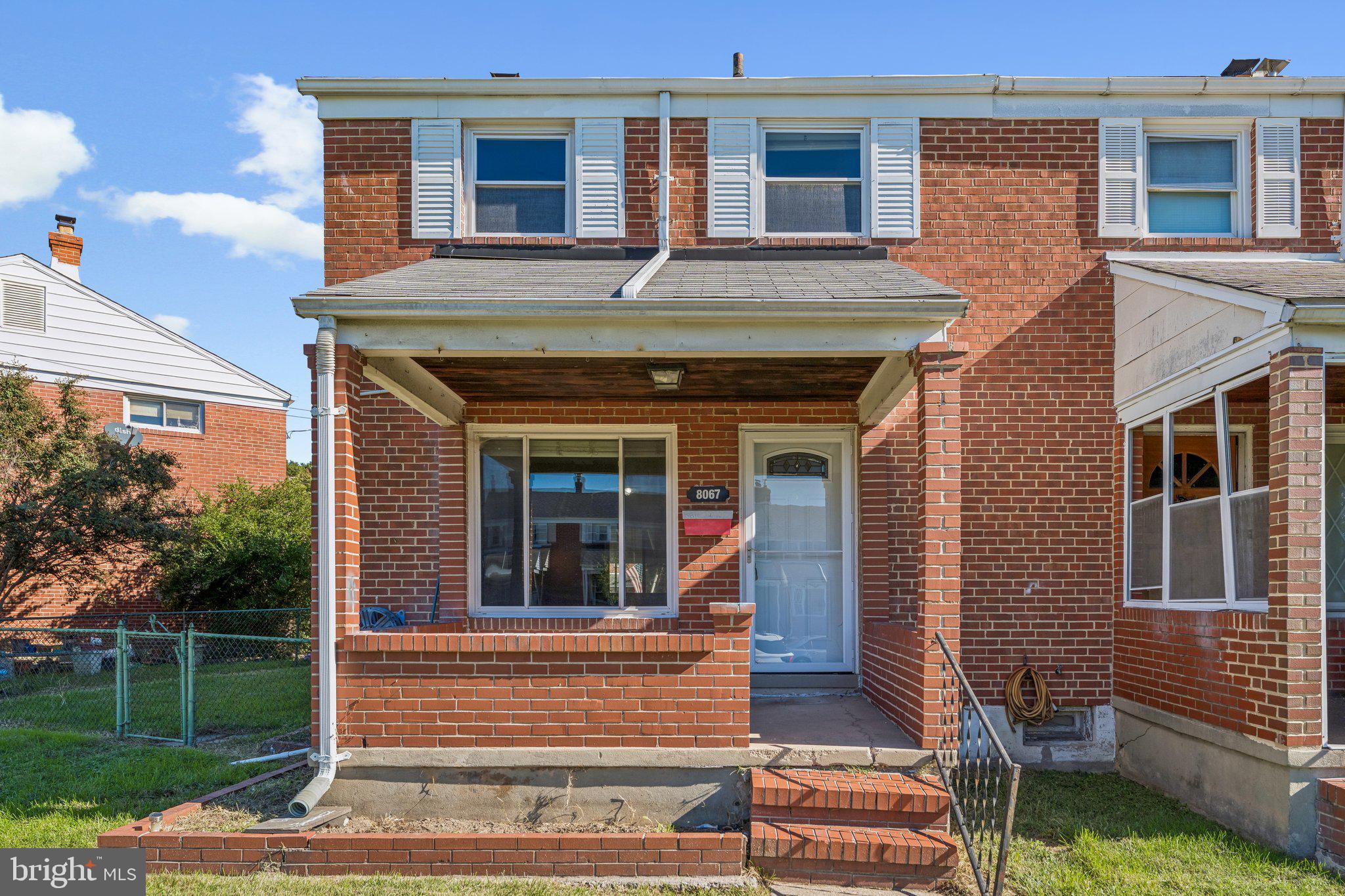 8067 WALLACE ROAD