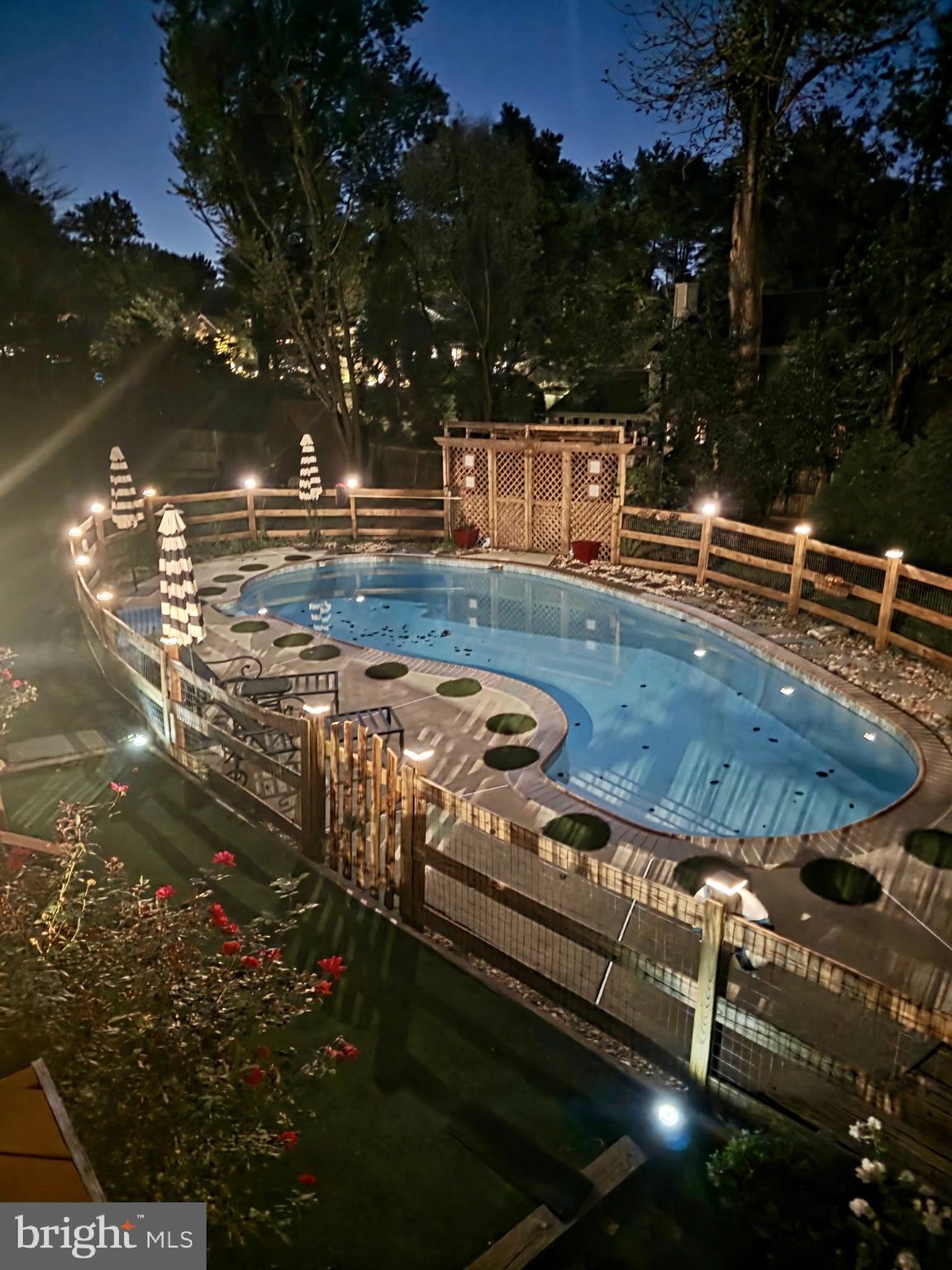 1808 CLOVERMEADOW DRIVE