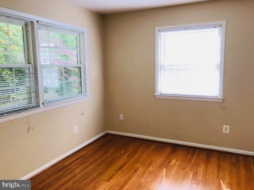 STONEWALL MANOR - Residential Lease