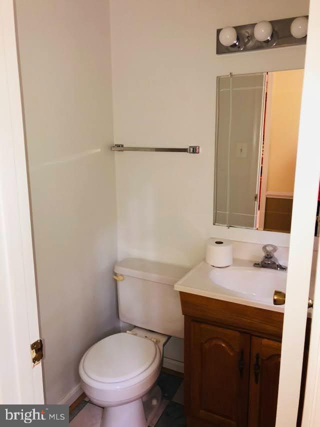 STONEWALL MANOR - Residential Lease