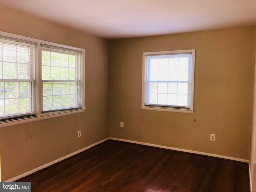 STONEWALL MANOR - Residential Lease