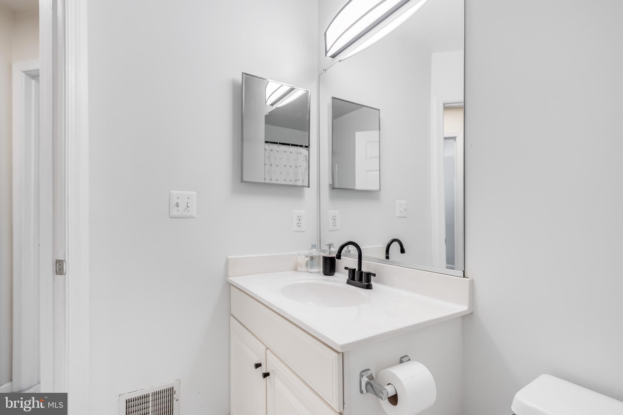 FAIRWAY HILLS - Residential