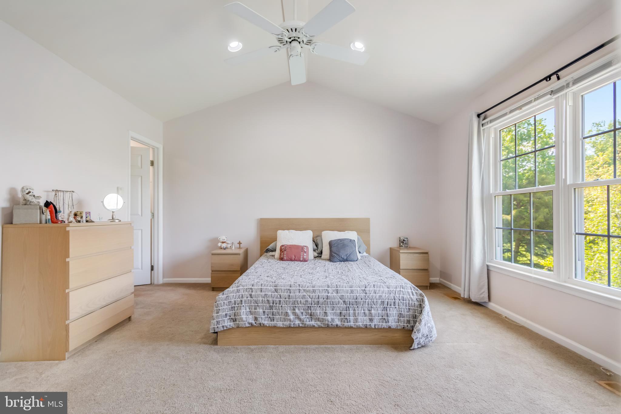 FAIRWAY HILLS - Residential