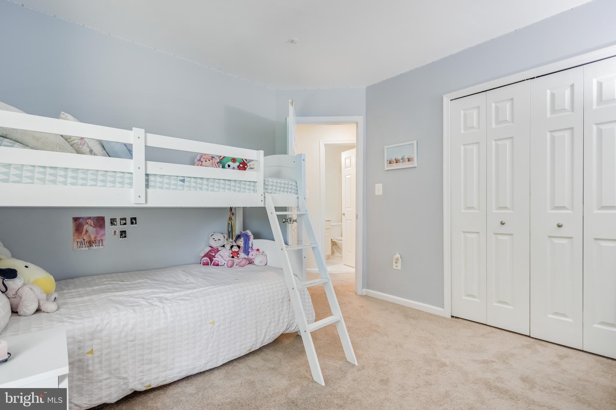 FAIRWAY HILLS - Residential