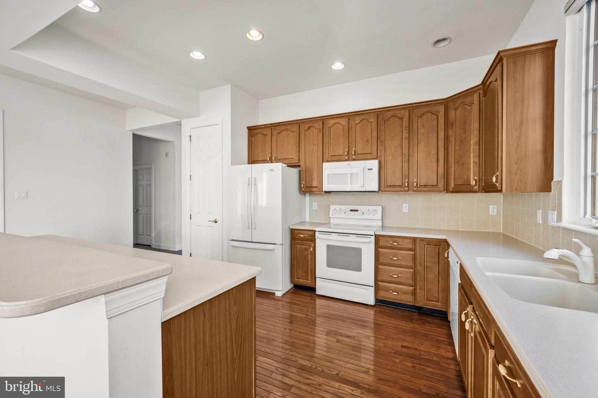 RIVIERA AT CONCORD - Residential