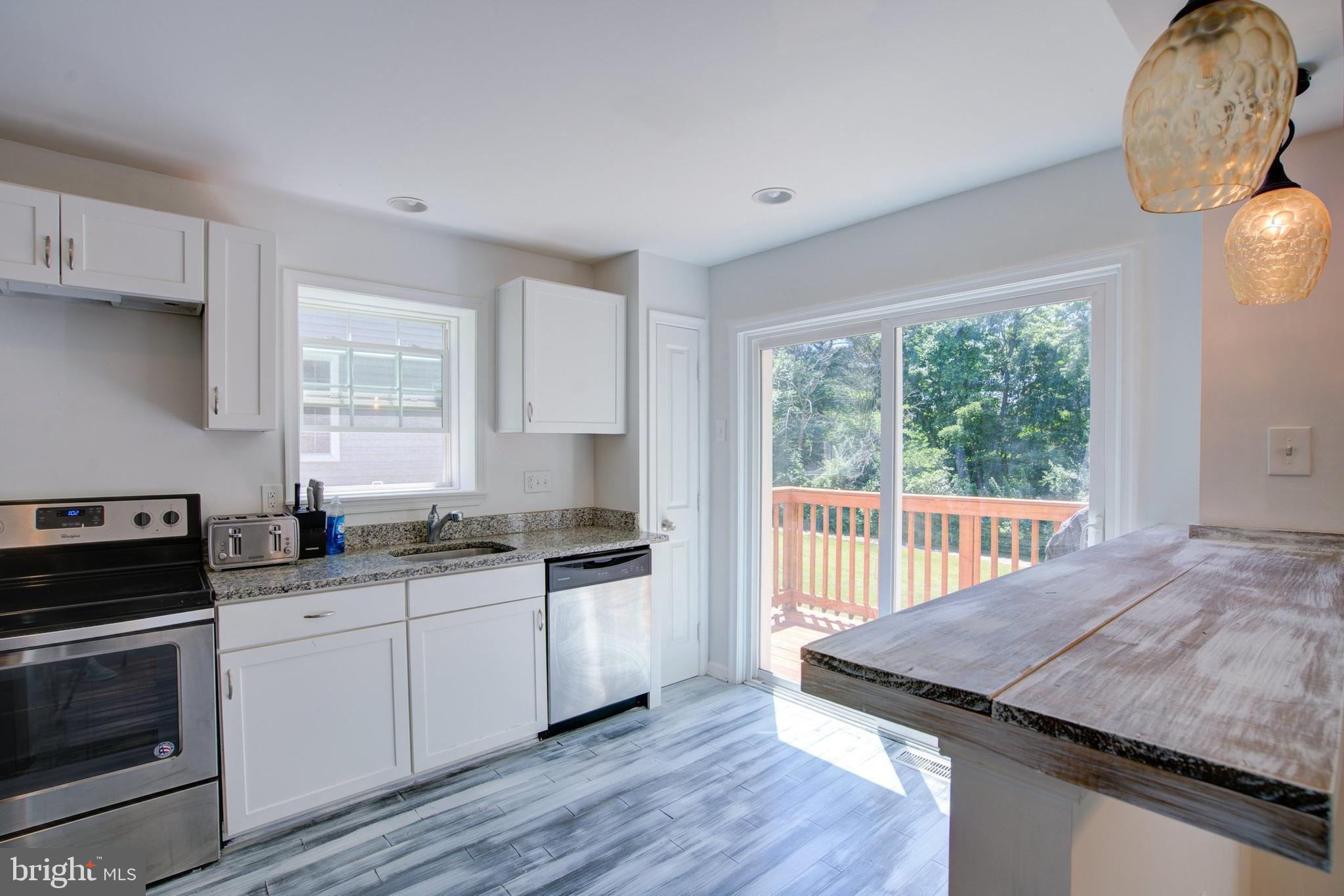 KING CHARLES COMMONS - Residential