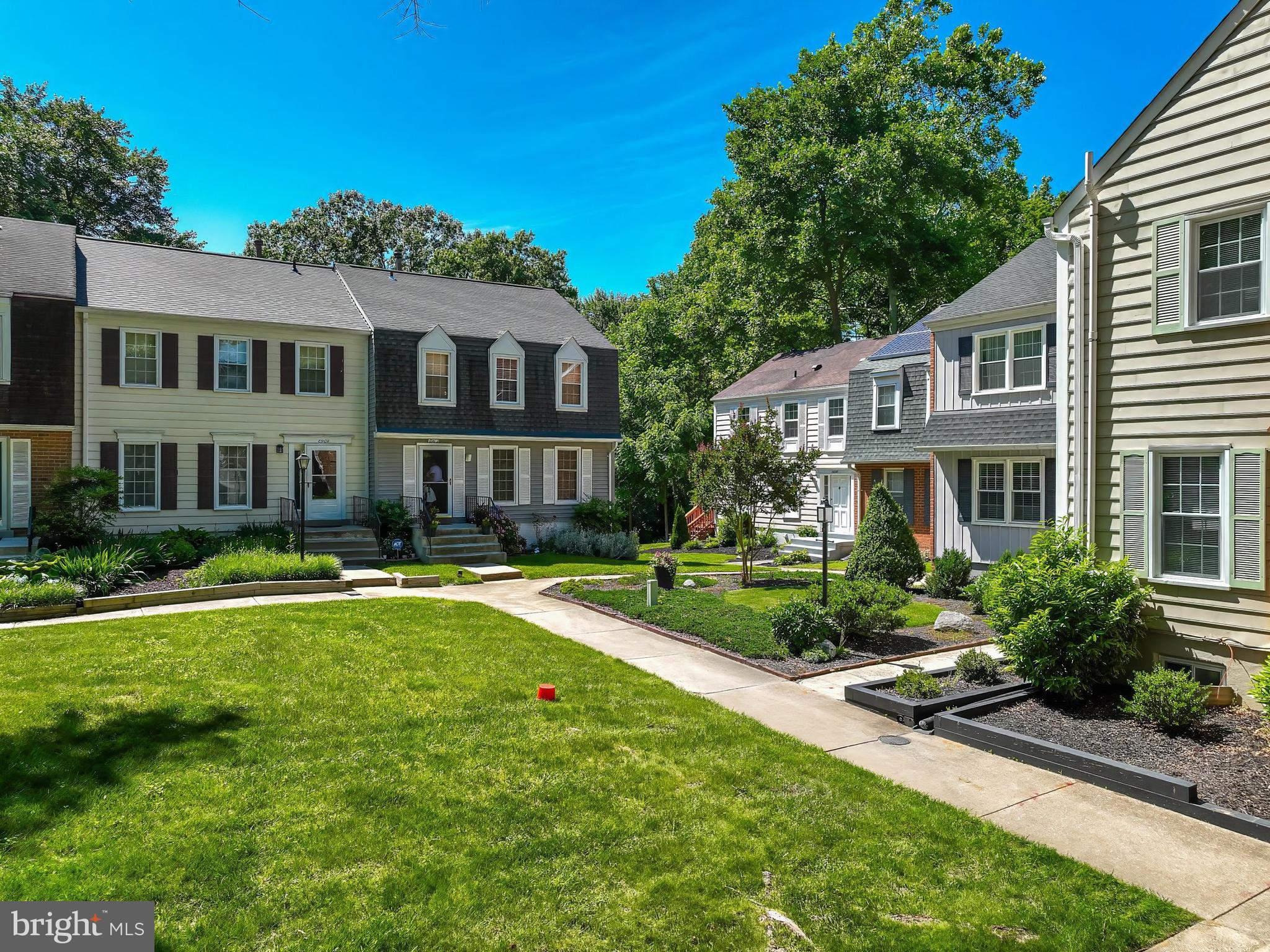 KING CHARLES COMMONS - Residential