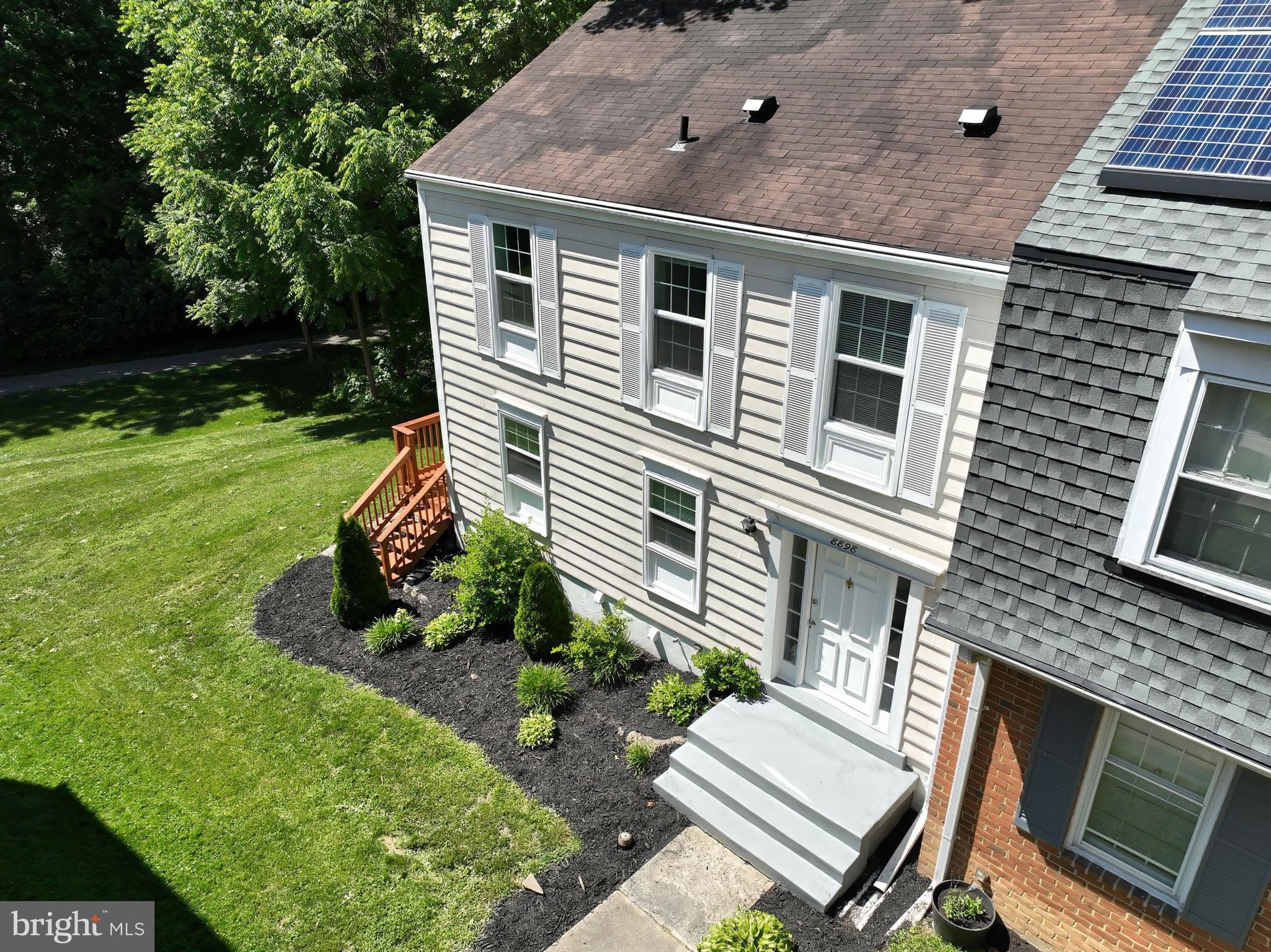 KING CHARLES COMMONS - Residential